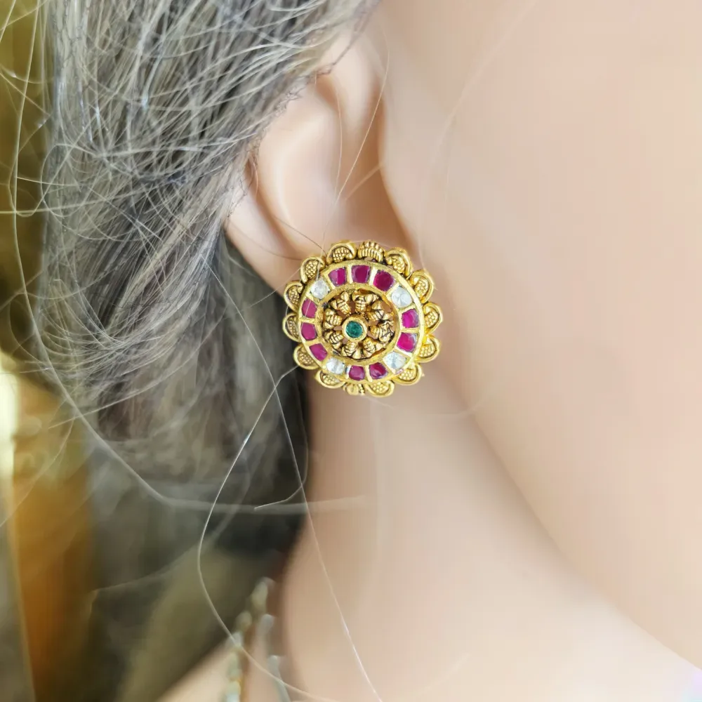 Kundan tops