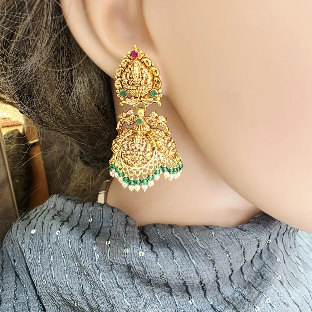 laxmi jhumka