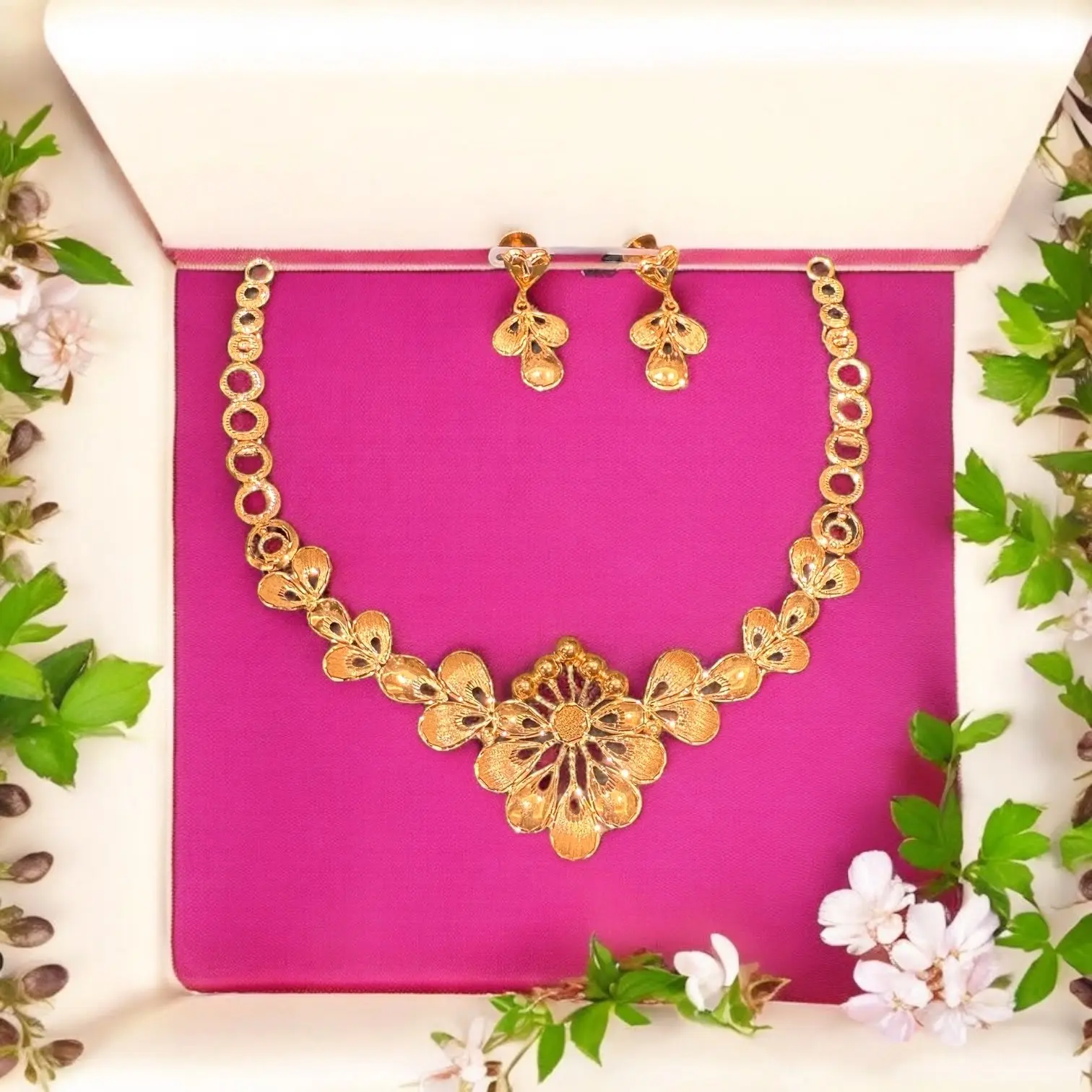 Imported Fusion Necklace