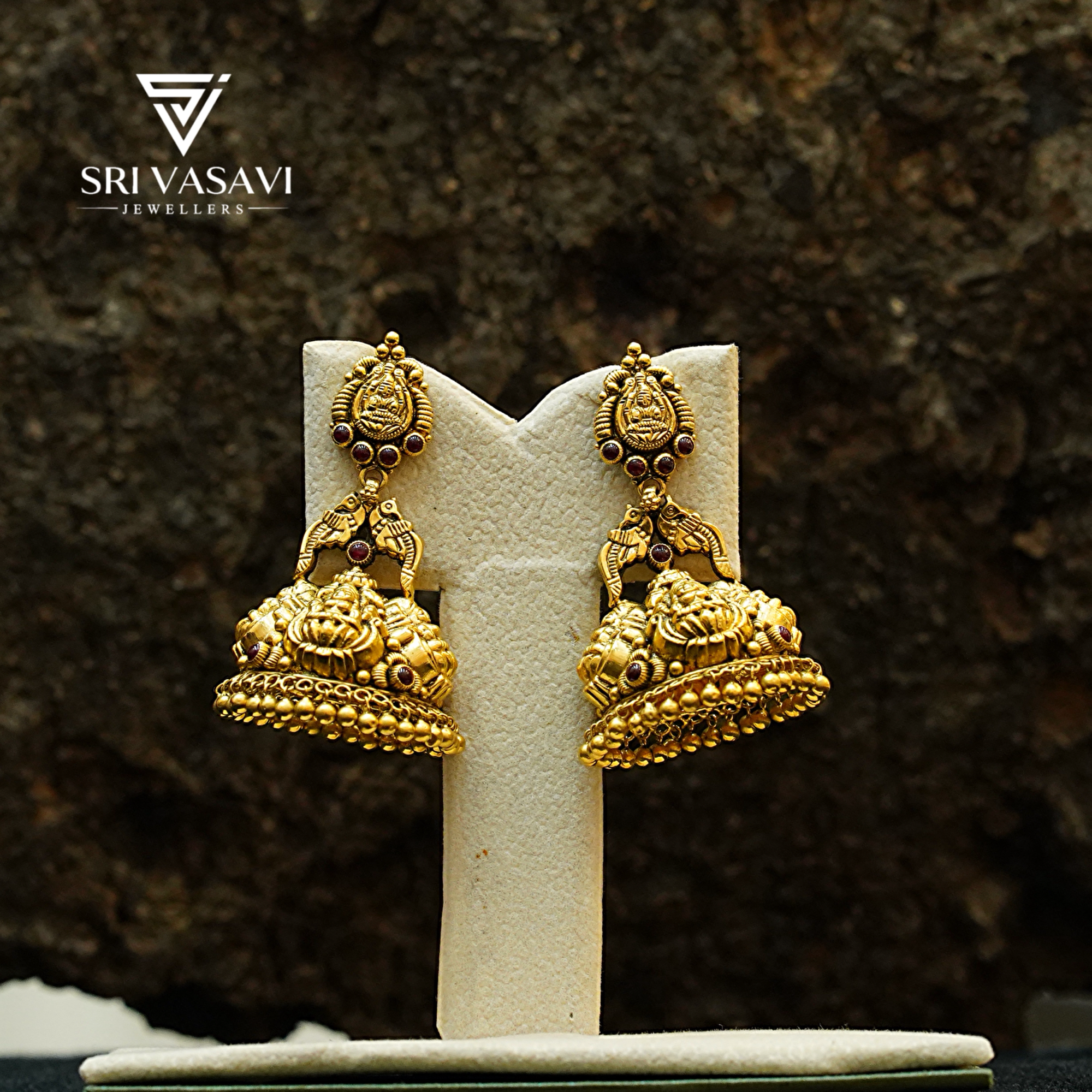 Antique Jumki