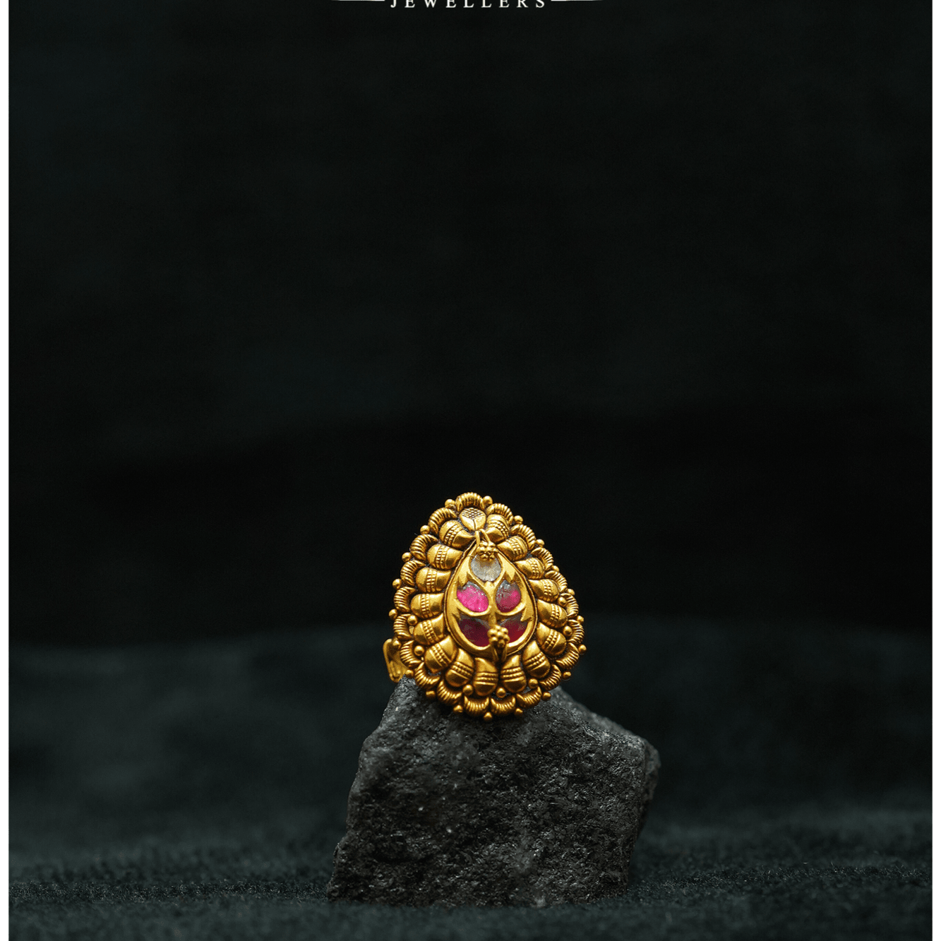 Kundan Tilak Ring