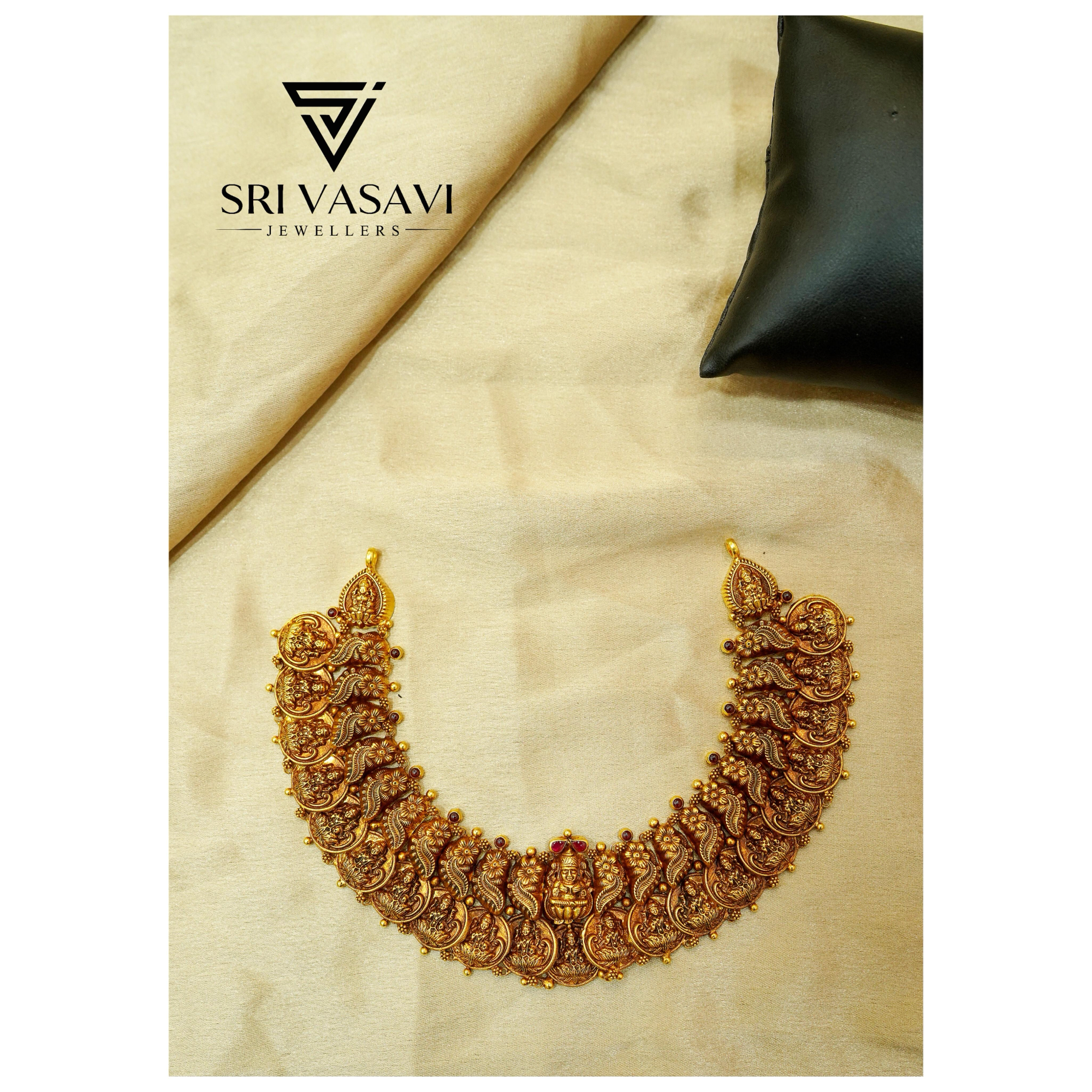 Lakshmi kasu necklace