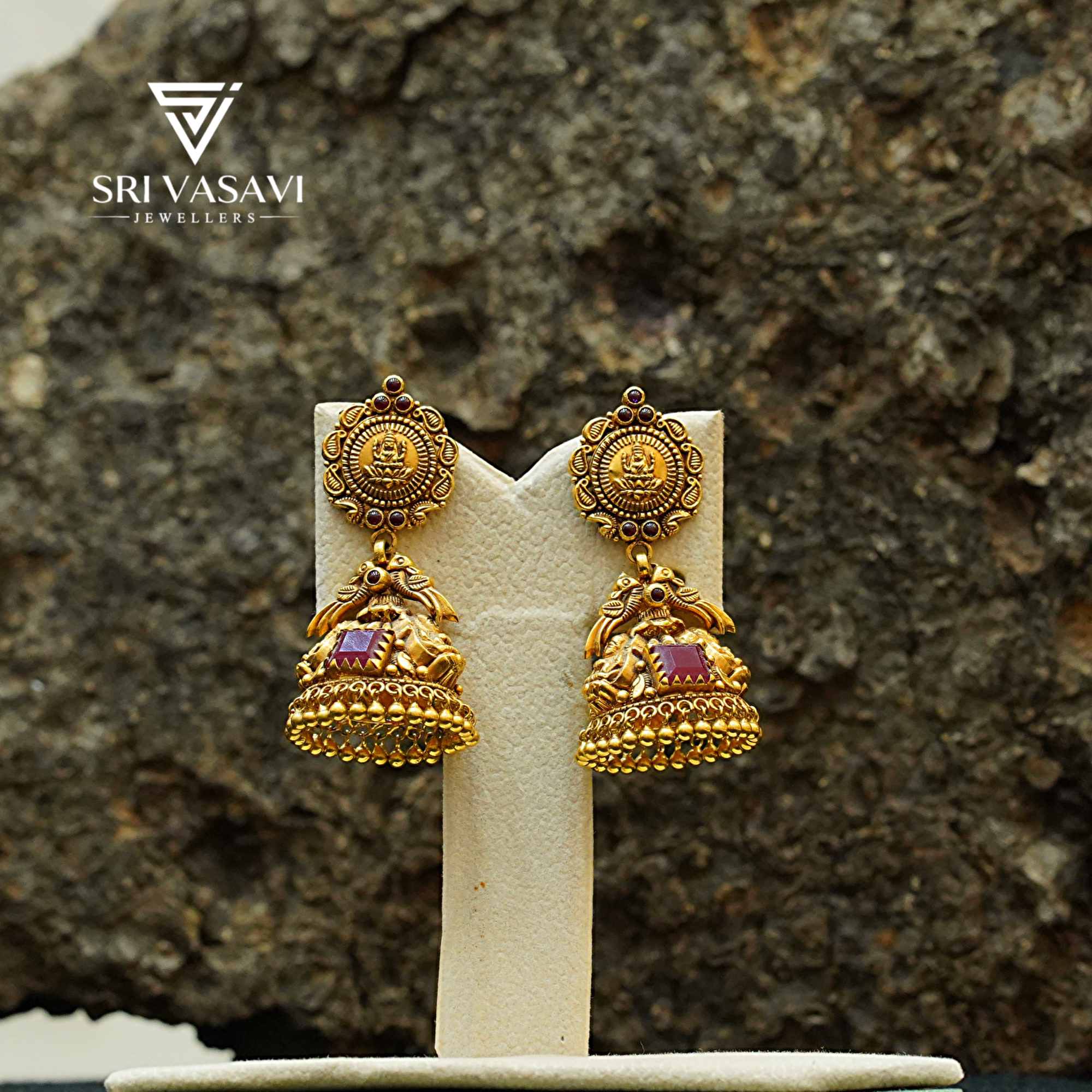 Antique Jumki