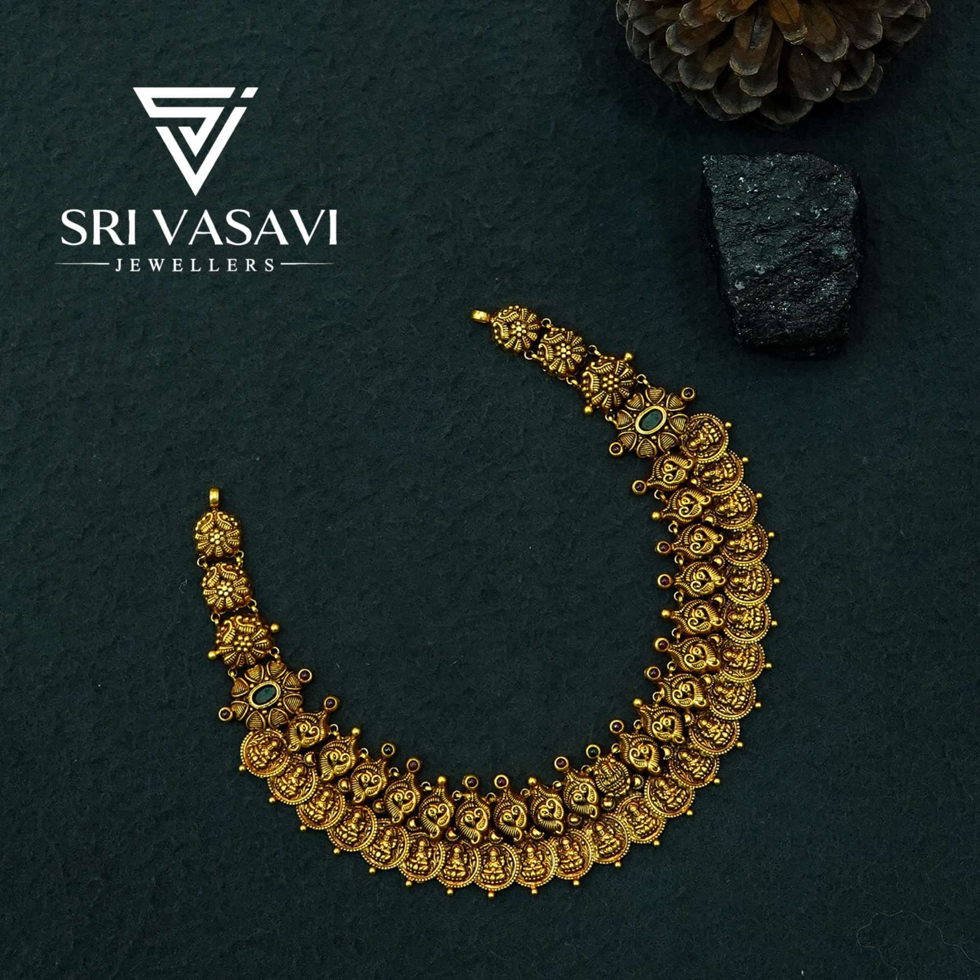 Lakshmi kasu necklace