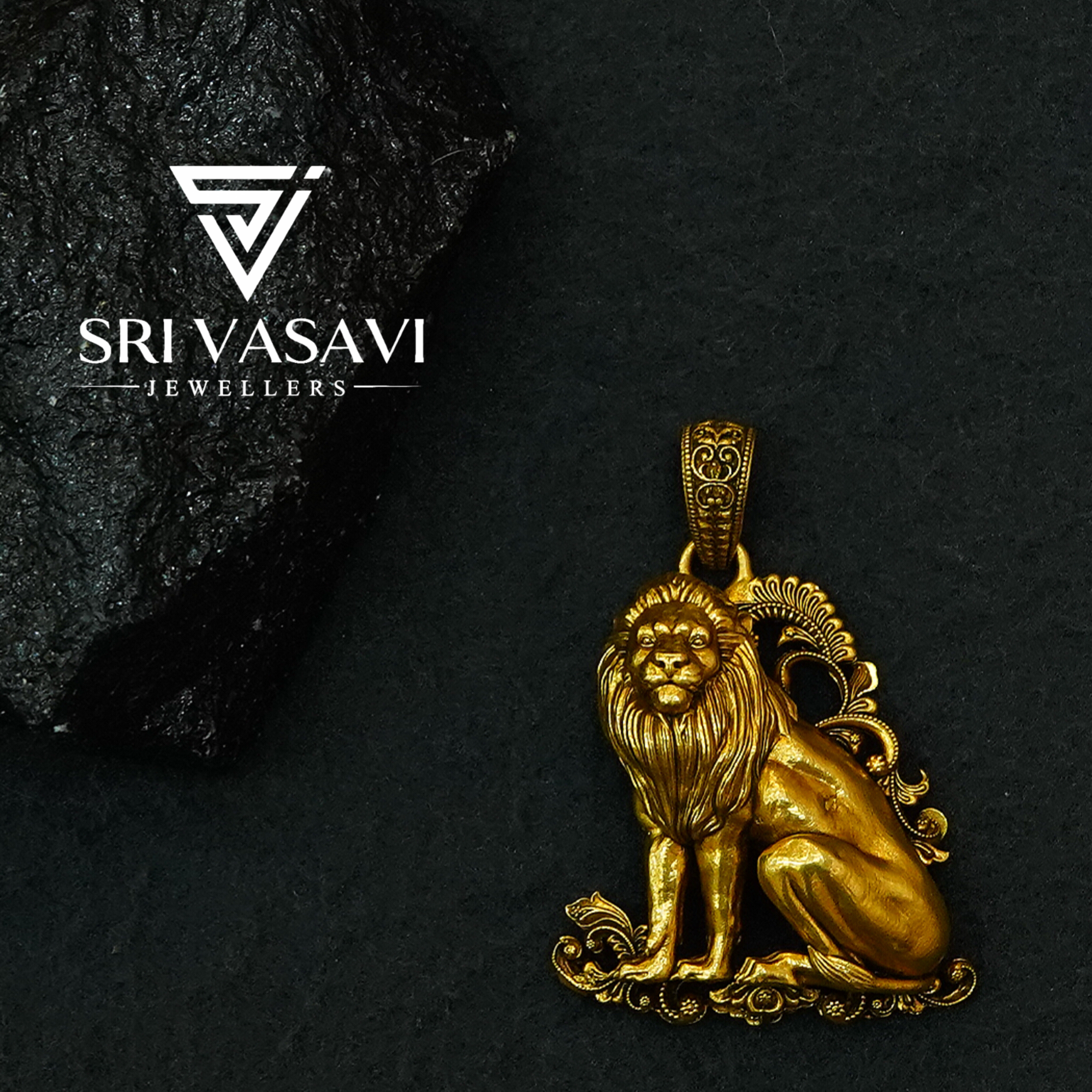 Lion pendant