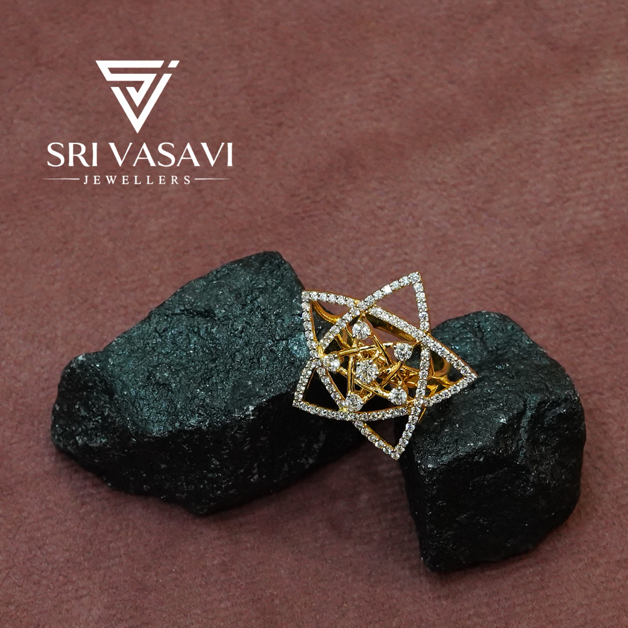 Diamond star ring