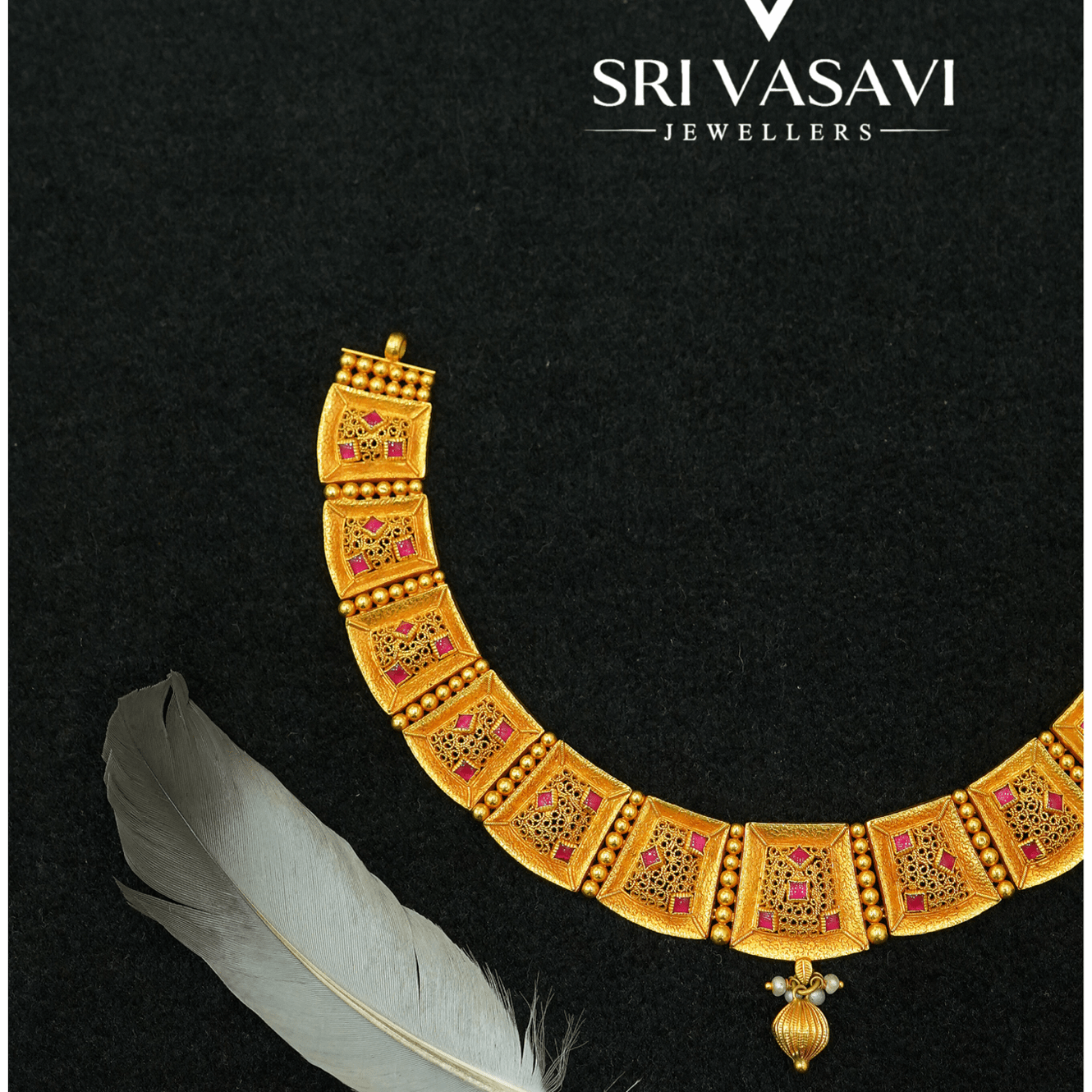 Jaggery necklace
