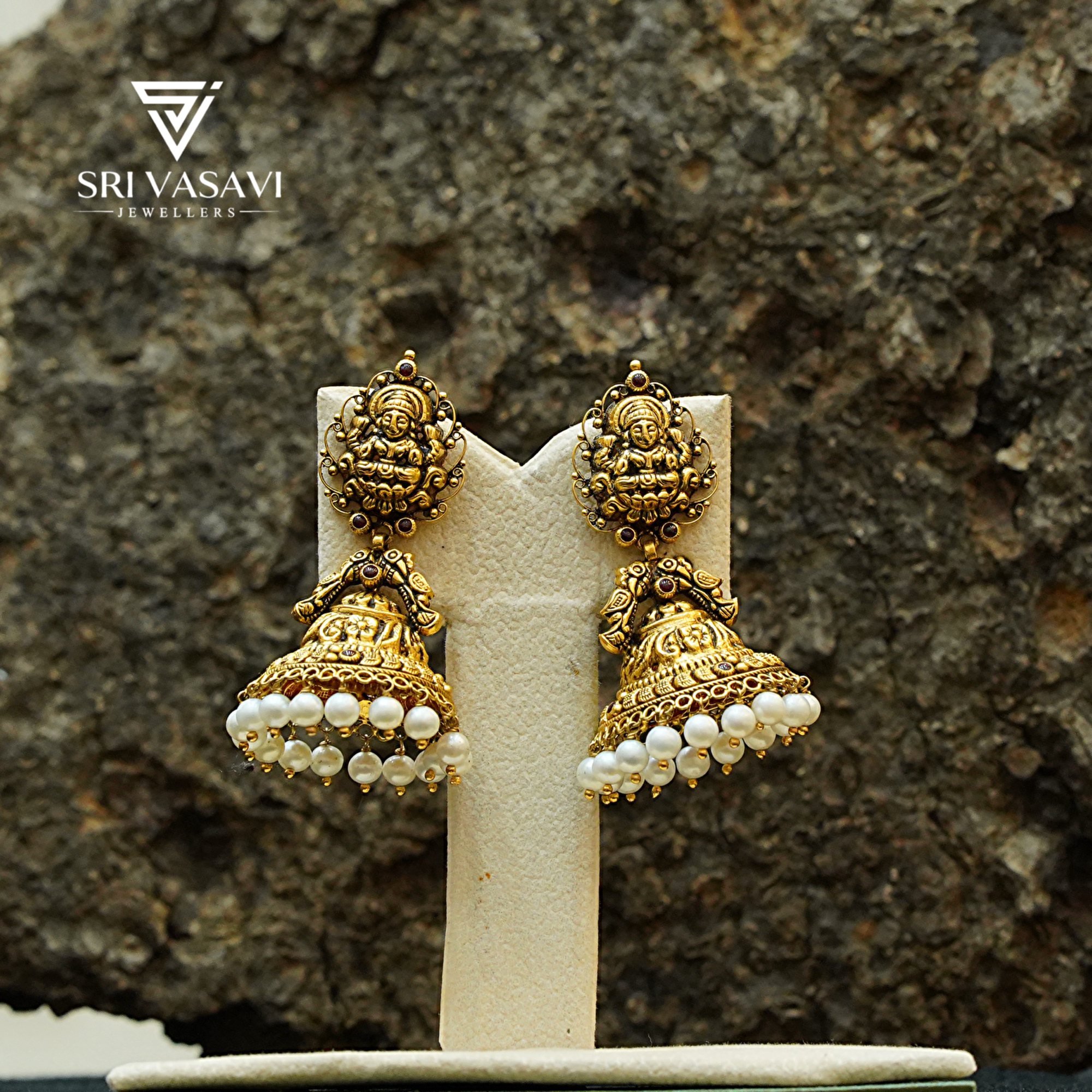 Antique Jumki