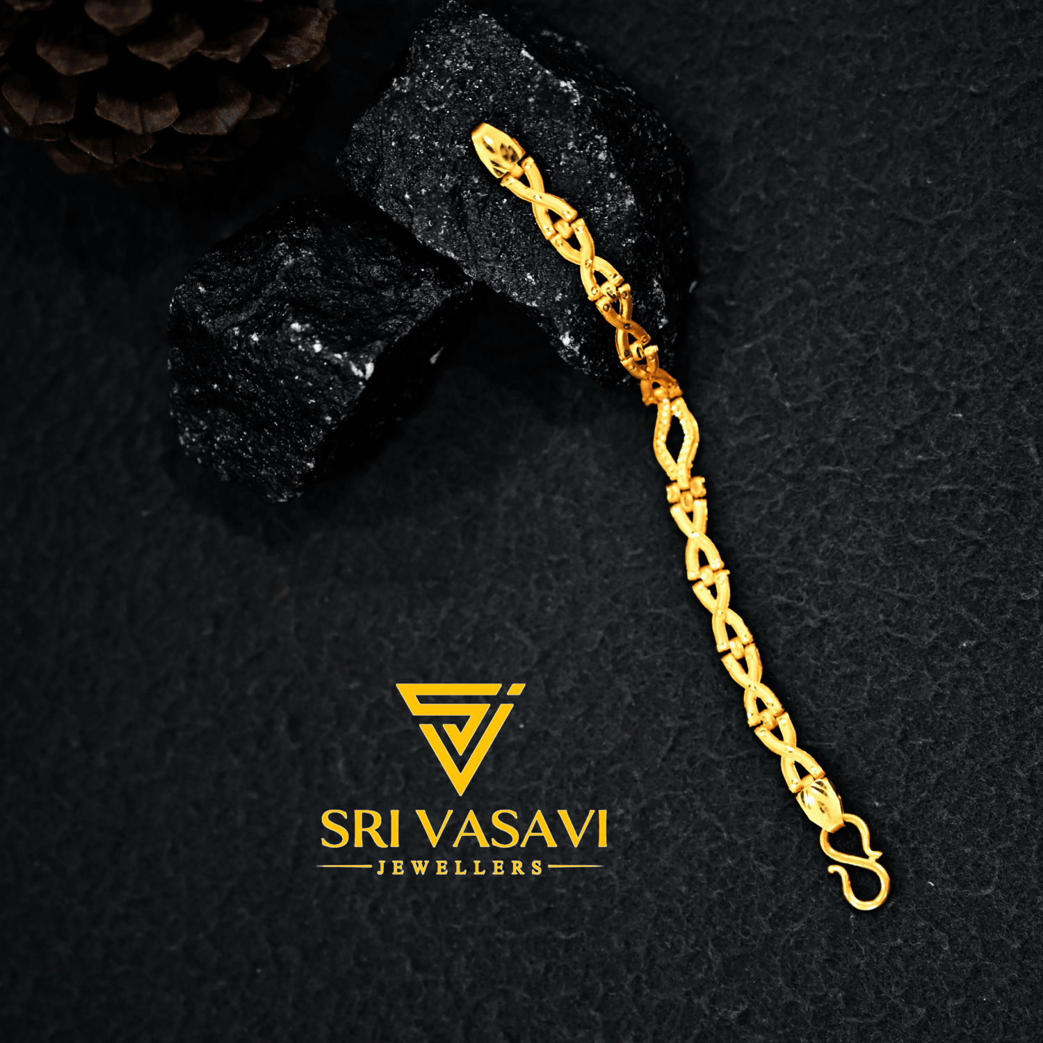 Fancy chain bracelet