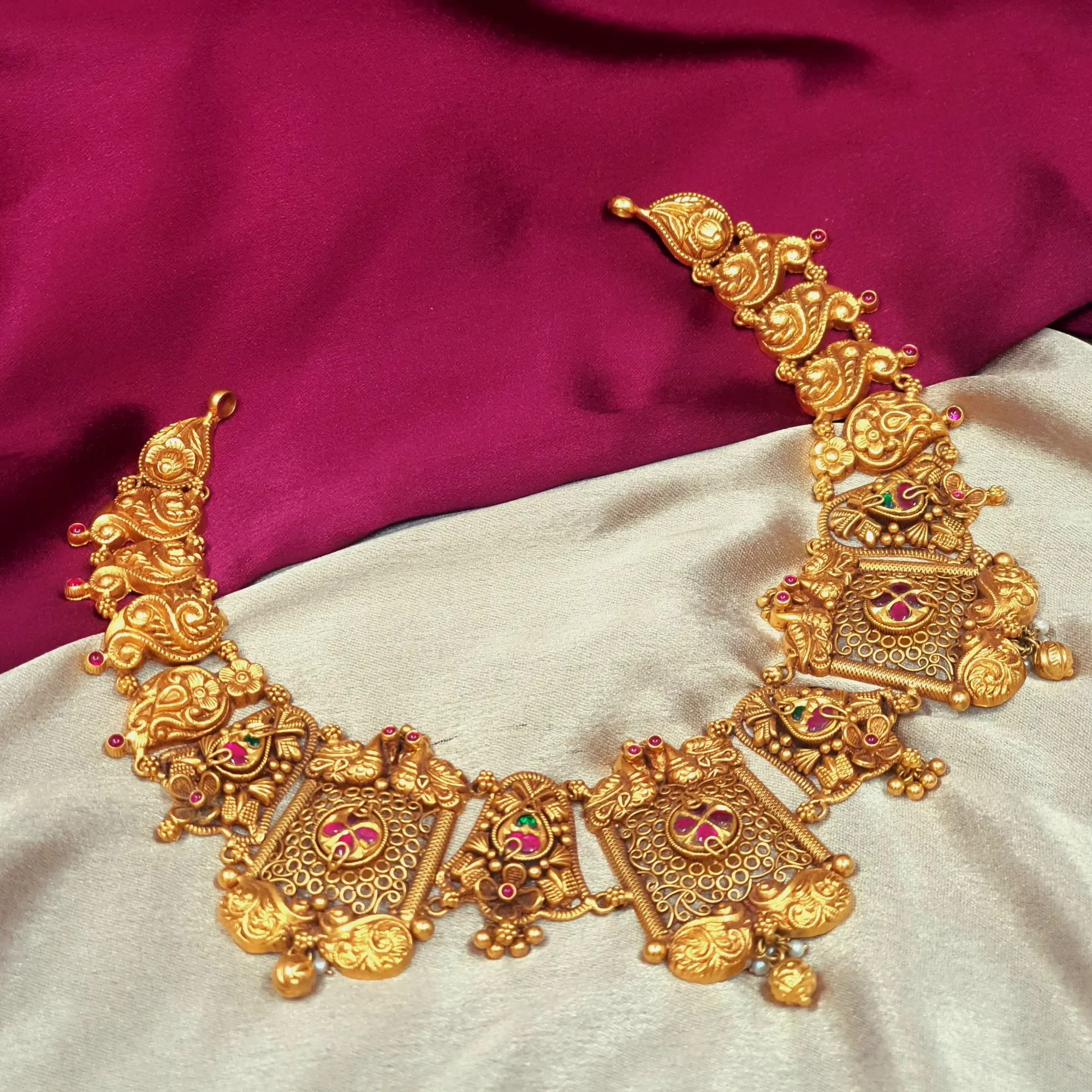Antiques Special Necklace