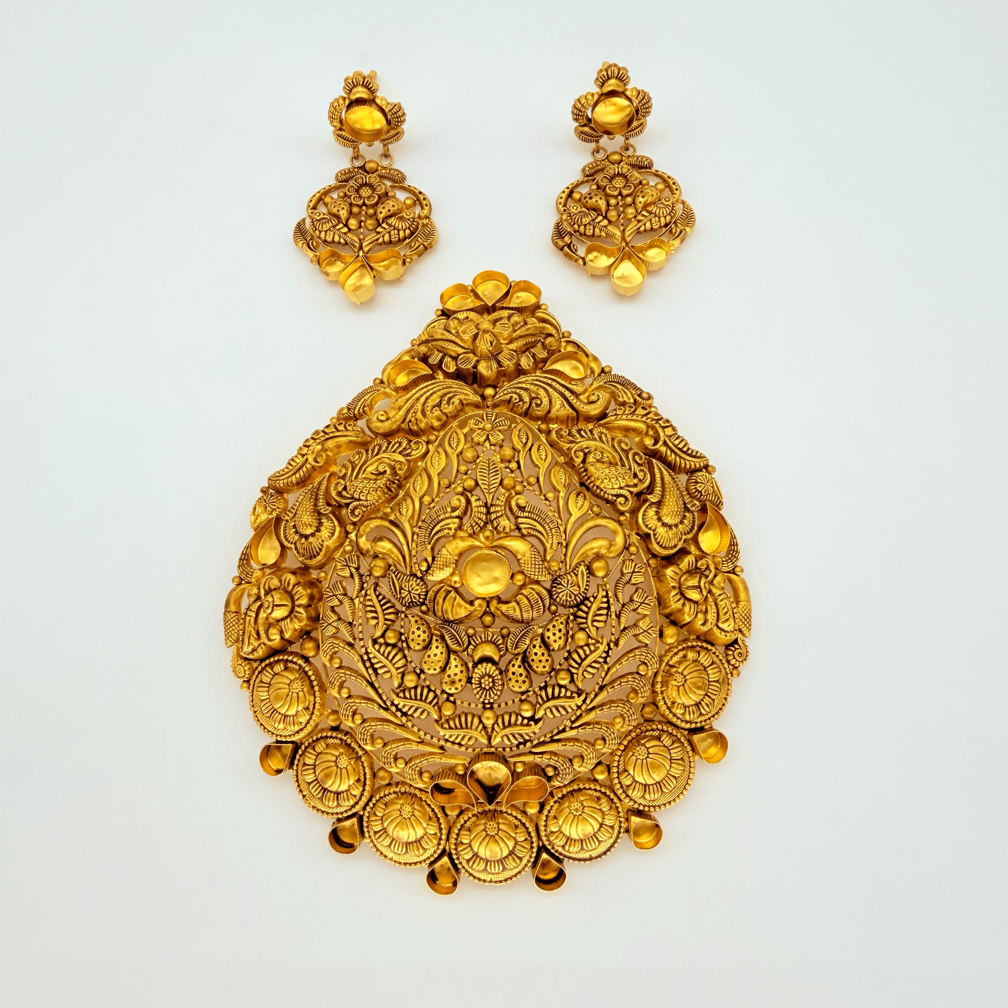 Pendent Set
