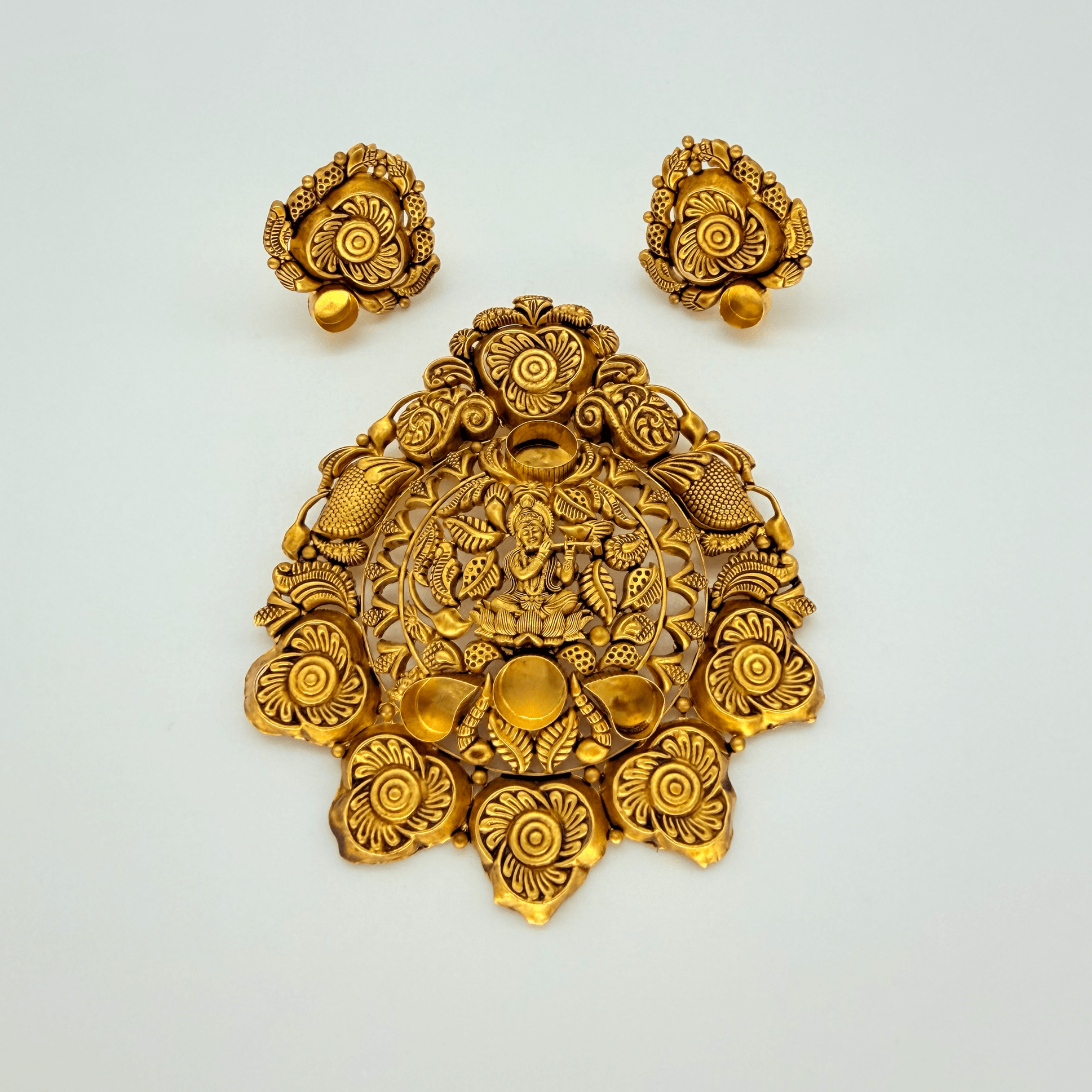 Pendent Set