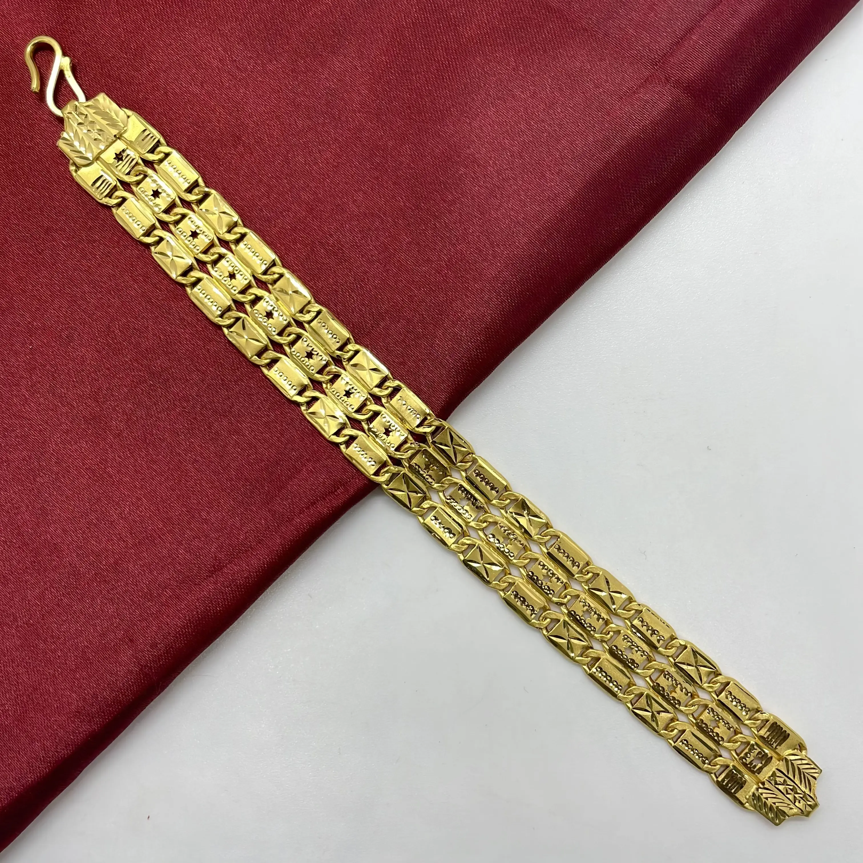 Nawabi Bracelet