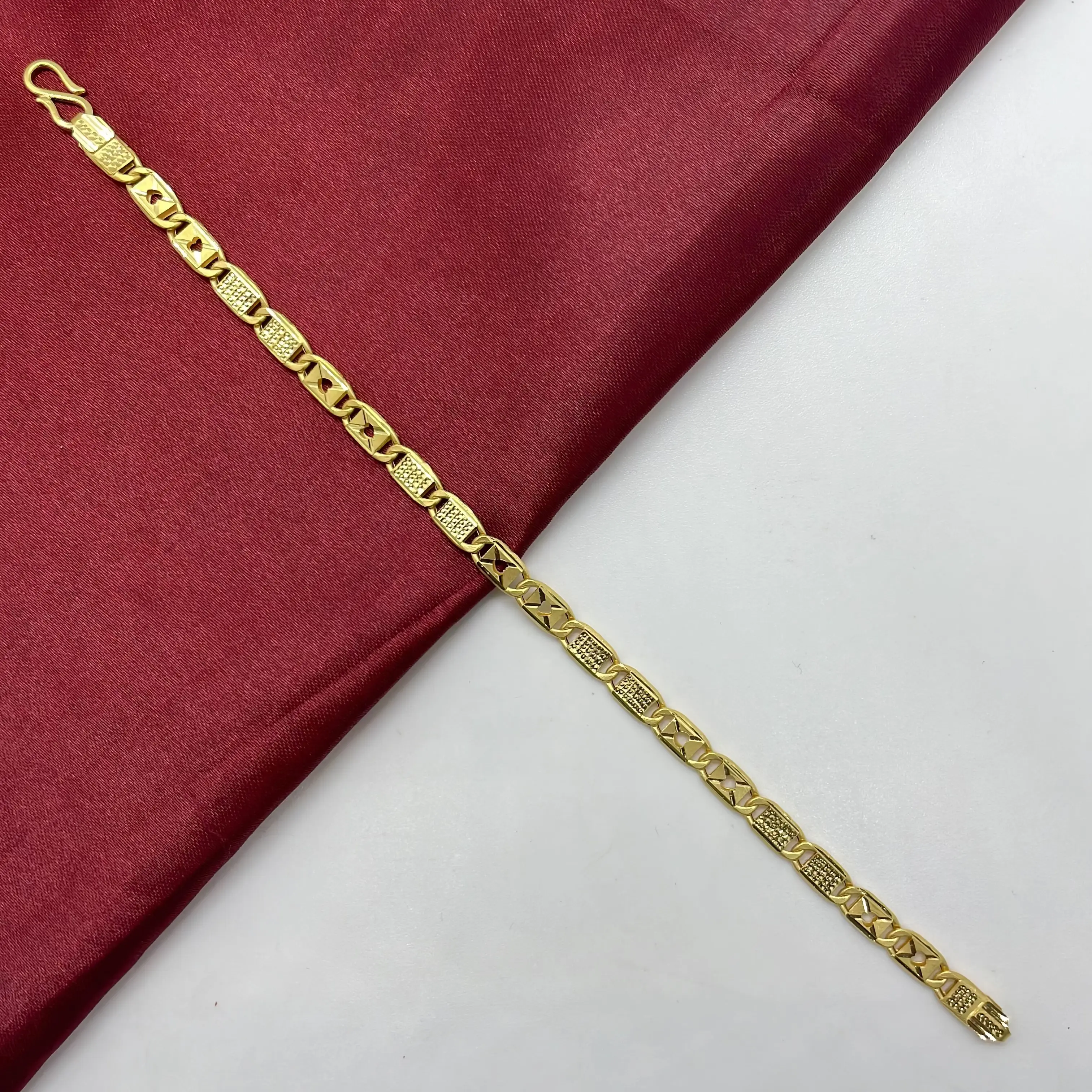 Nawabi Bracelet
