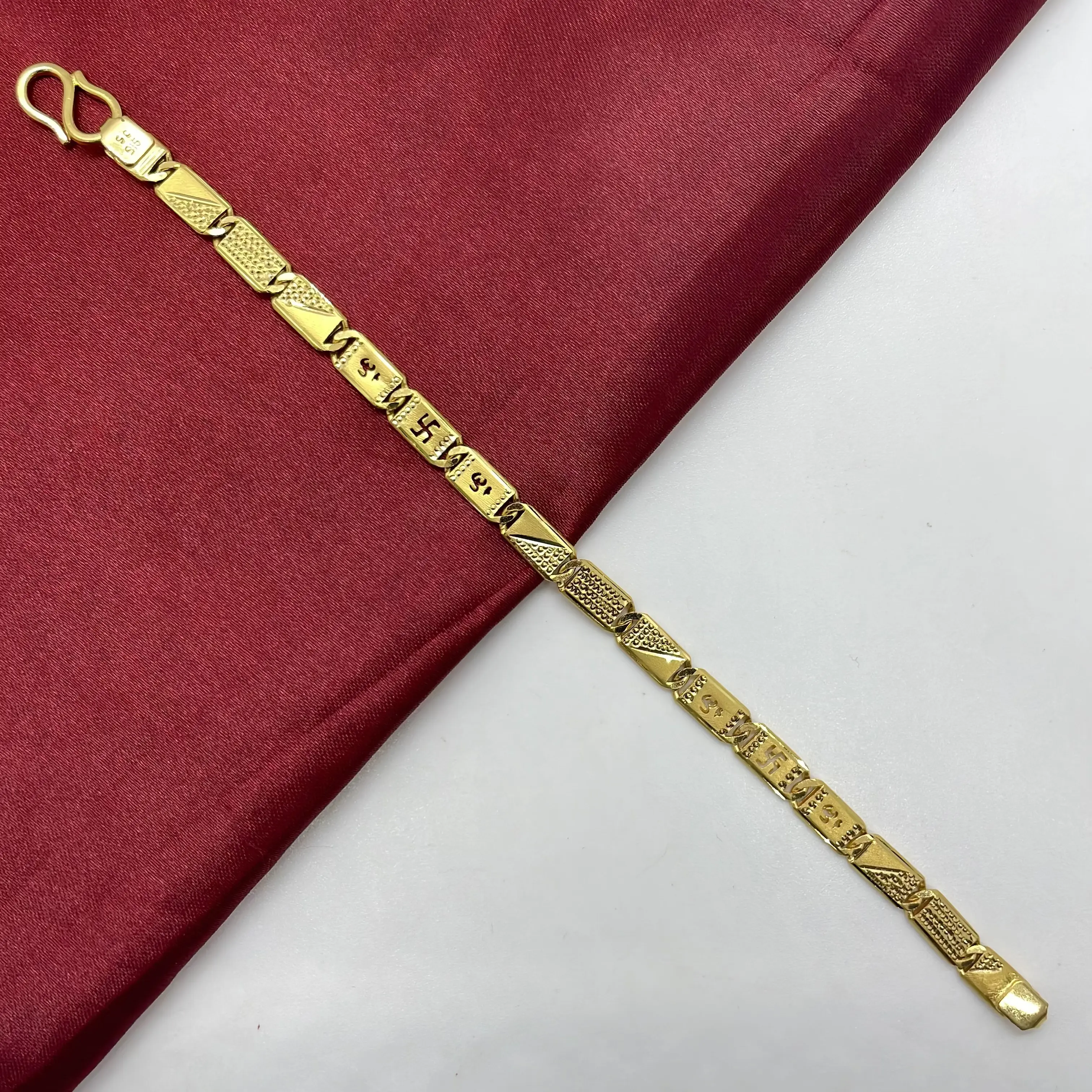 Nawabi Bracelet