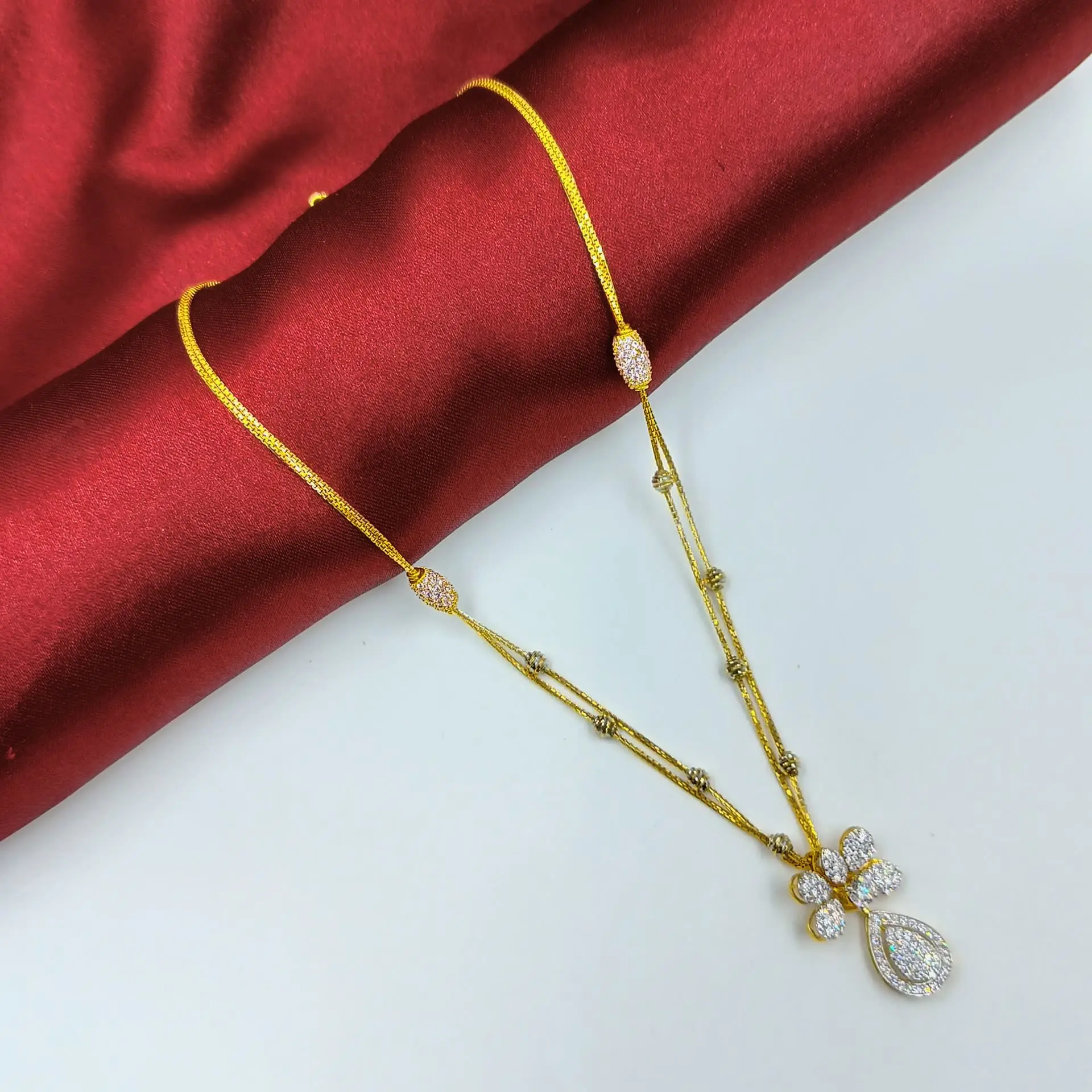 Facet Chain