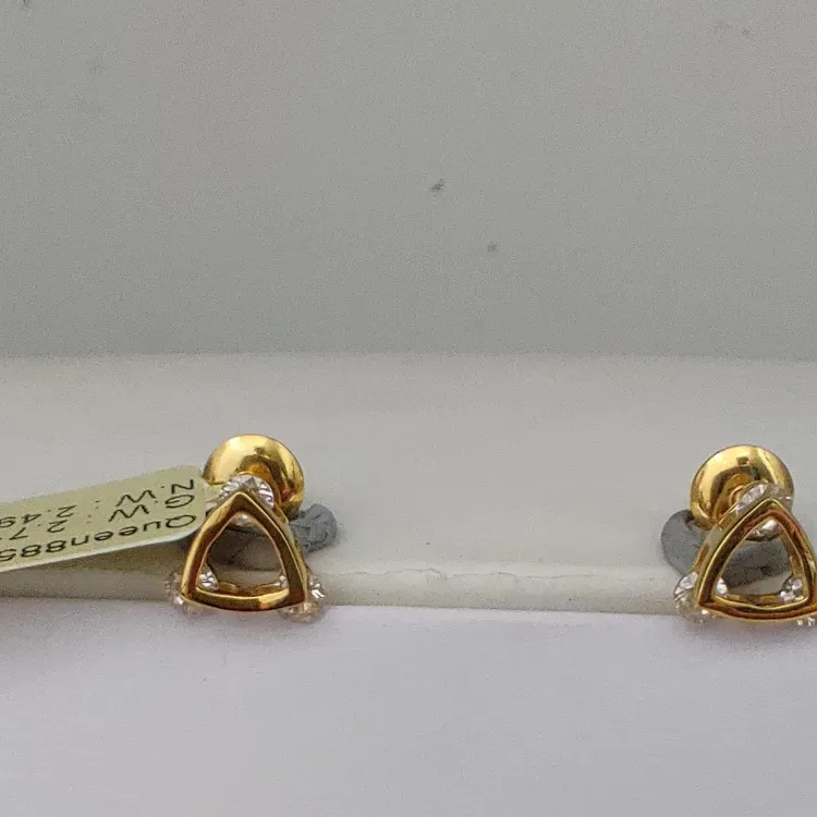 Queen Tops