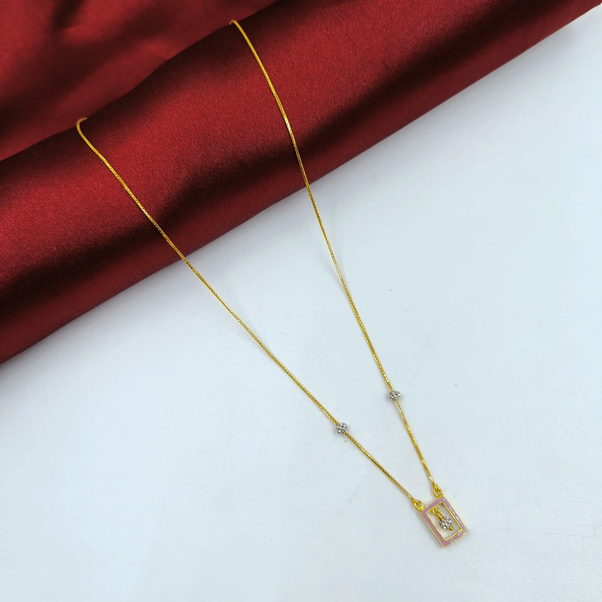 Facet Chain