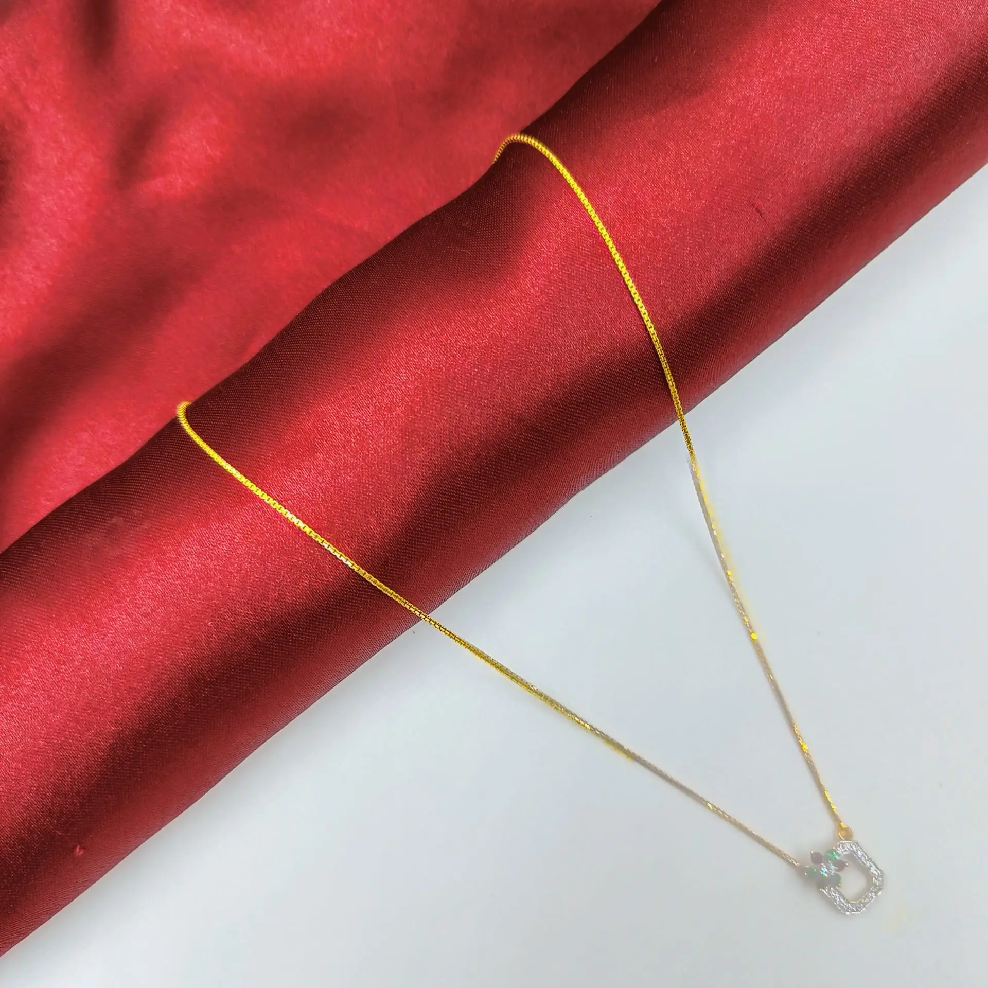 Facet Chain