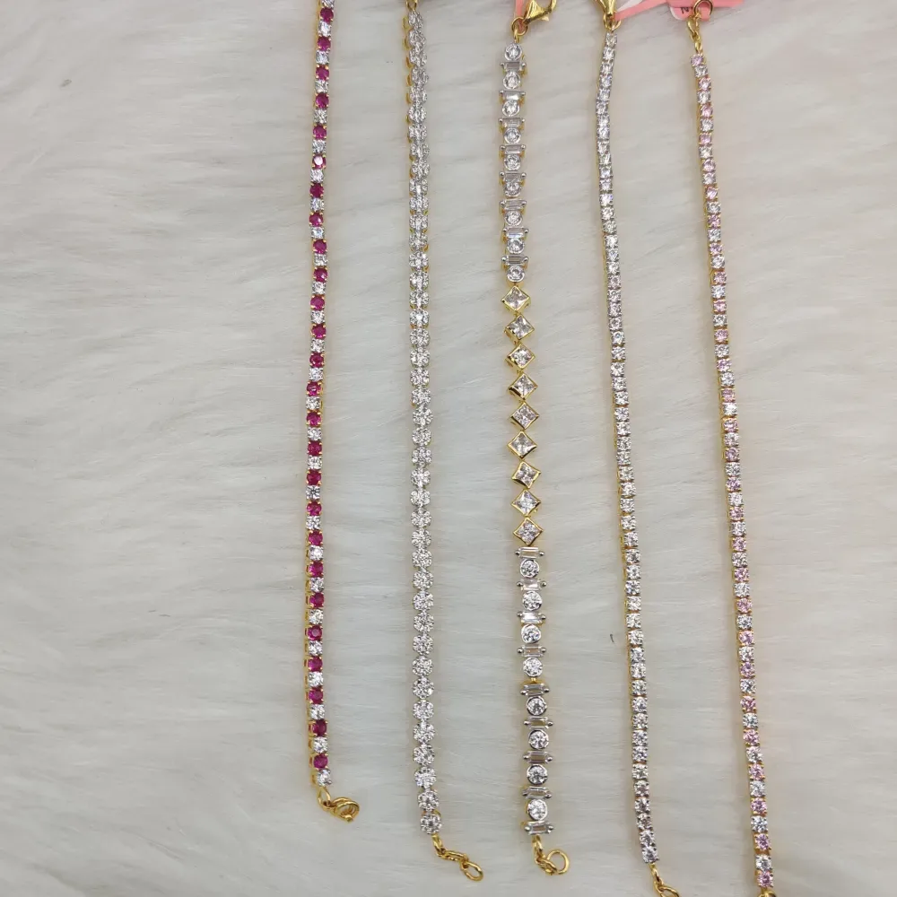Queen Bracelet