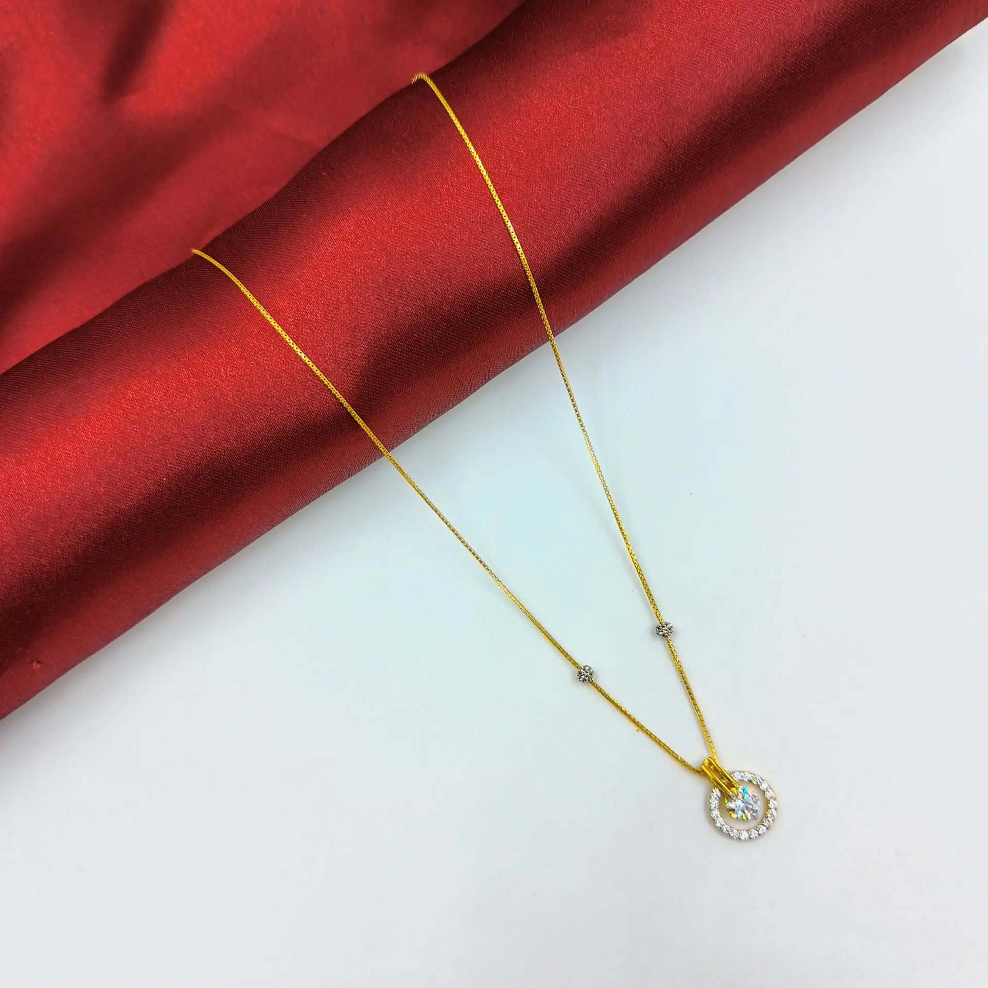 Facet Chain