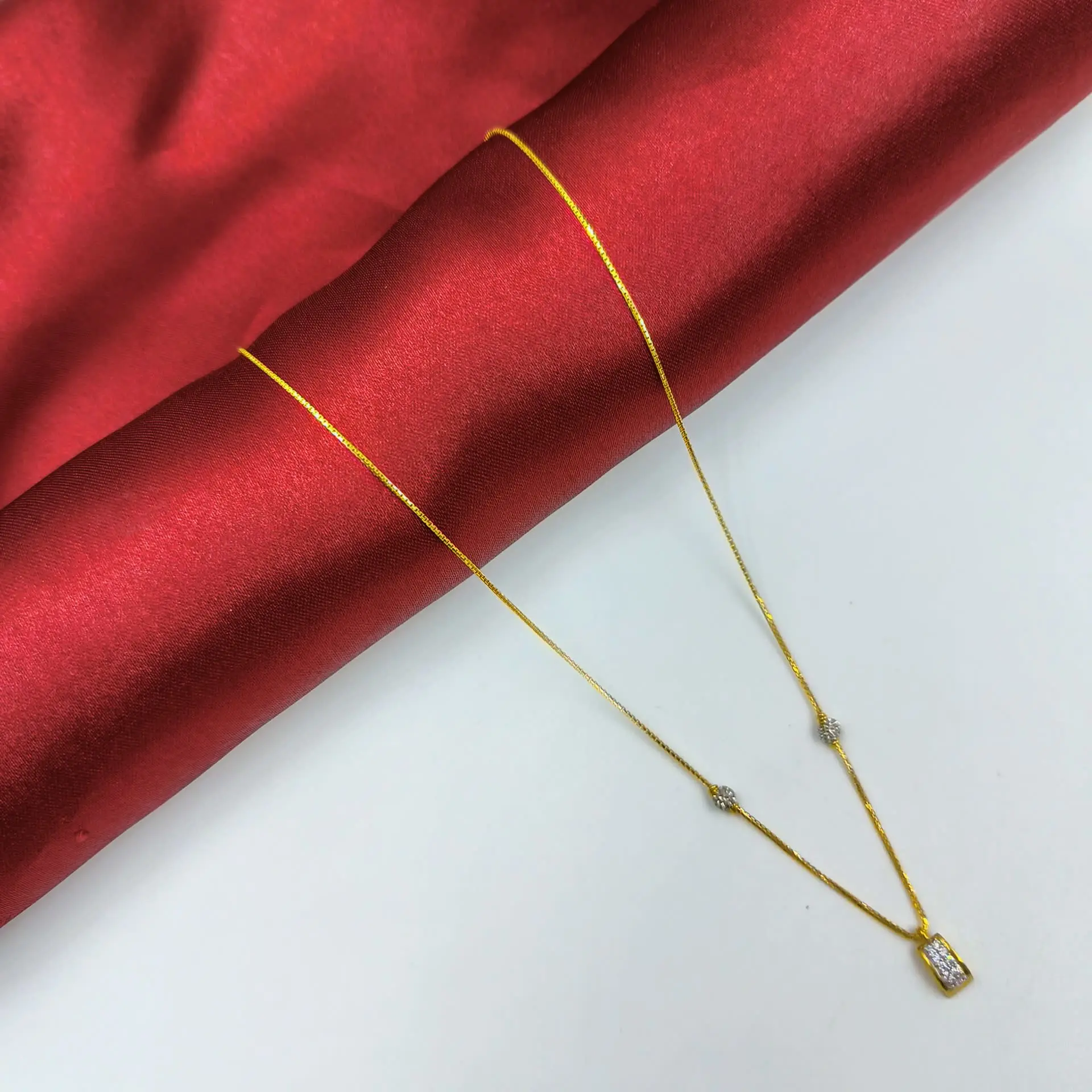 Facet Chain