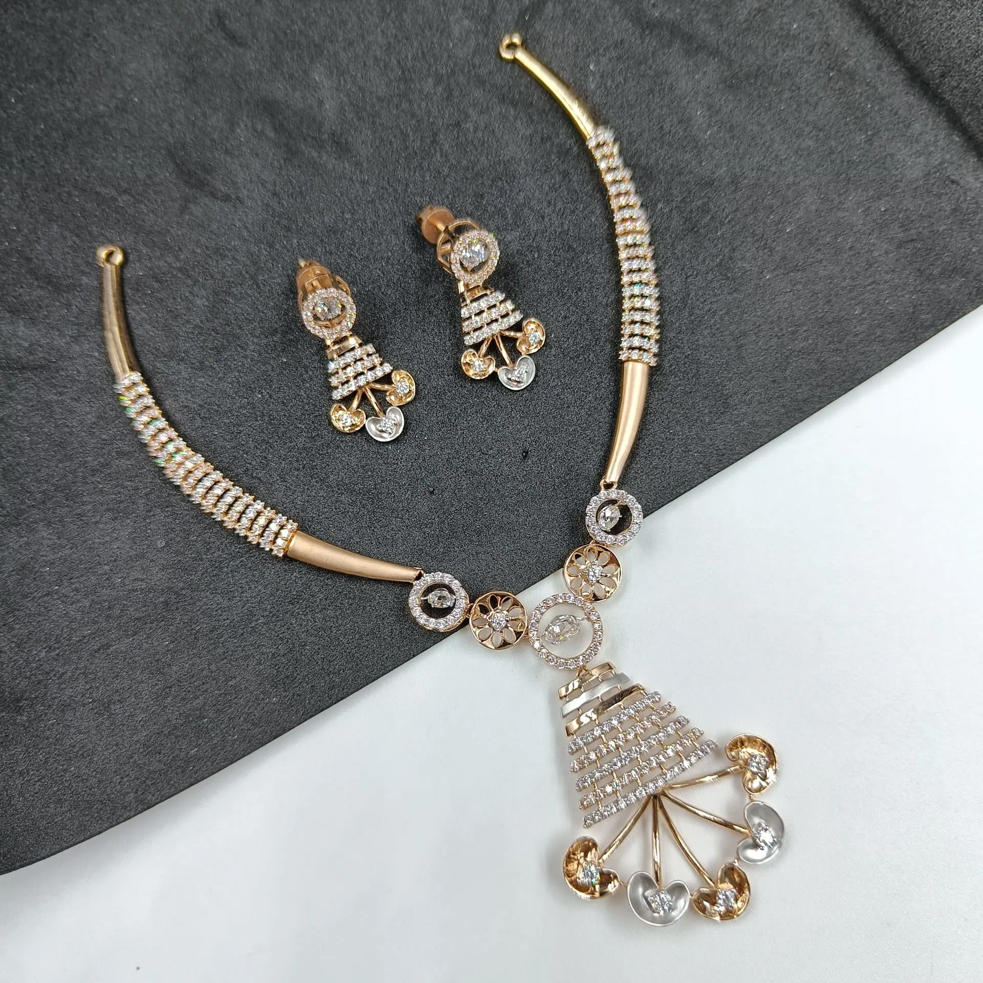 Rose Gold Necklace Short