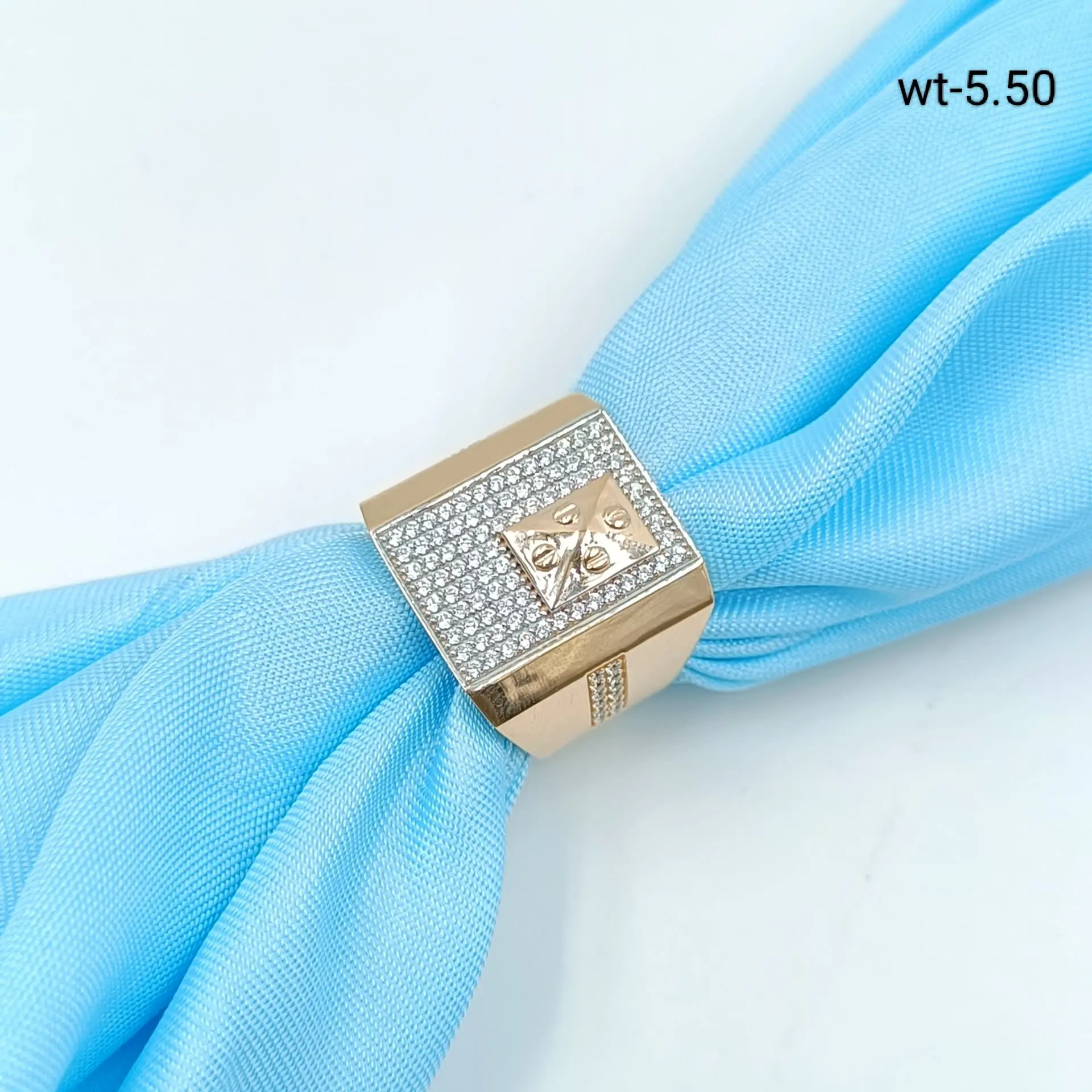 Rose Gold Ladies Ring