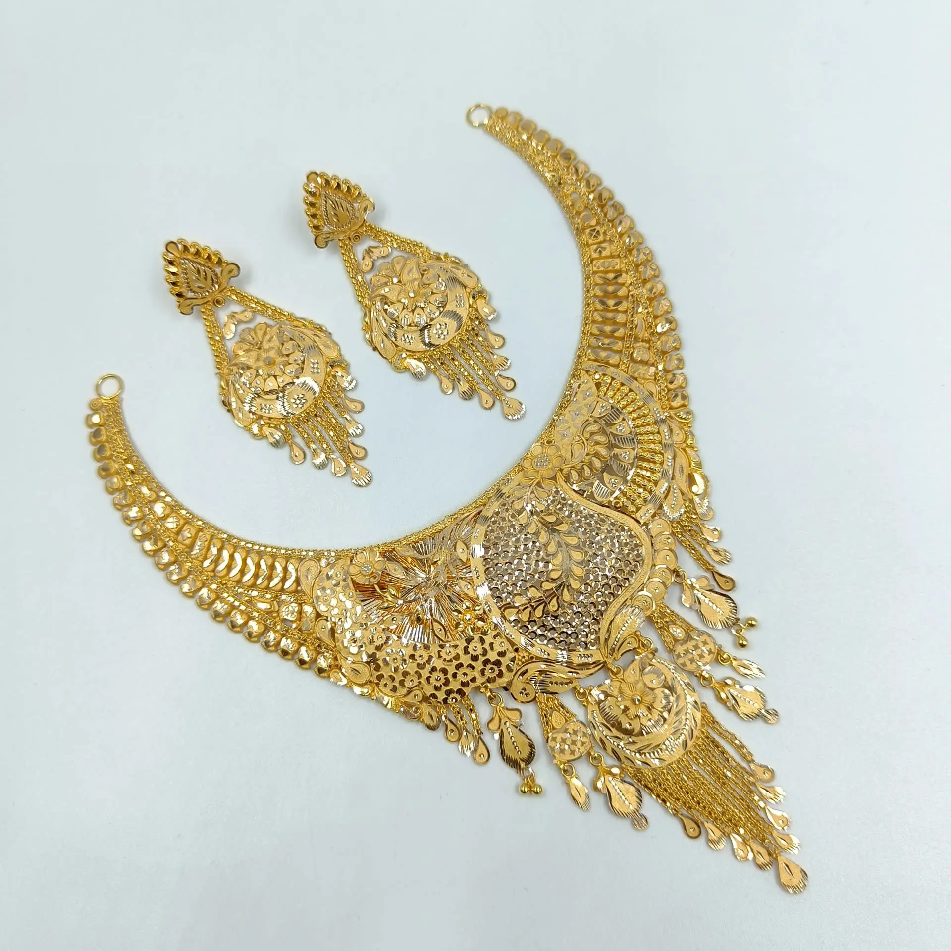 Arabi Necklace Set