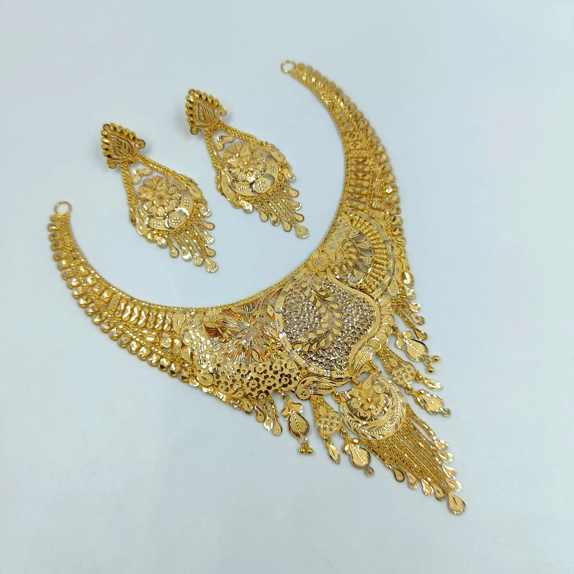 Arabi Necklace Set