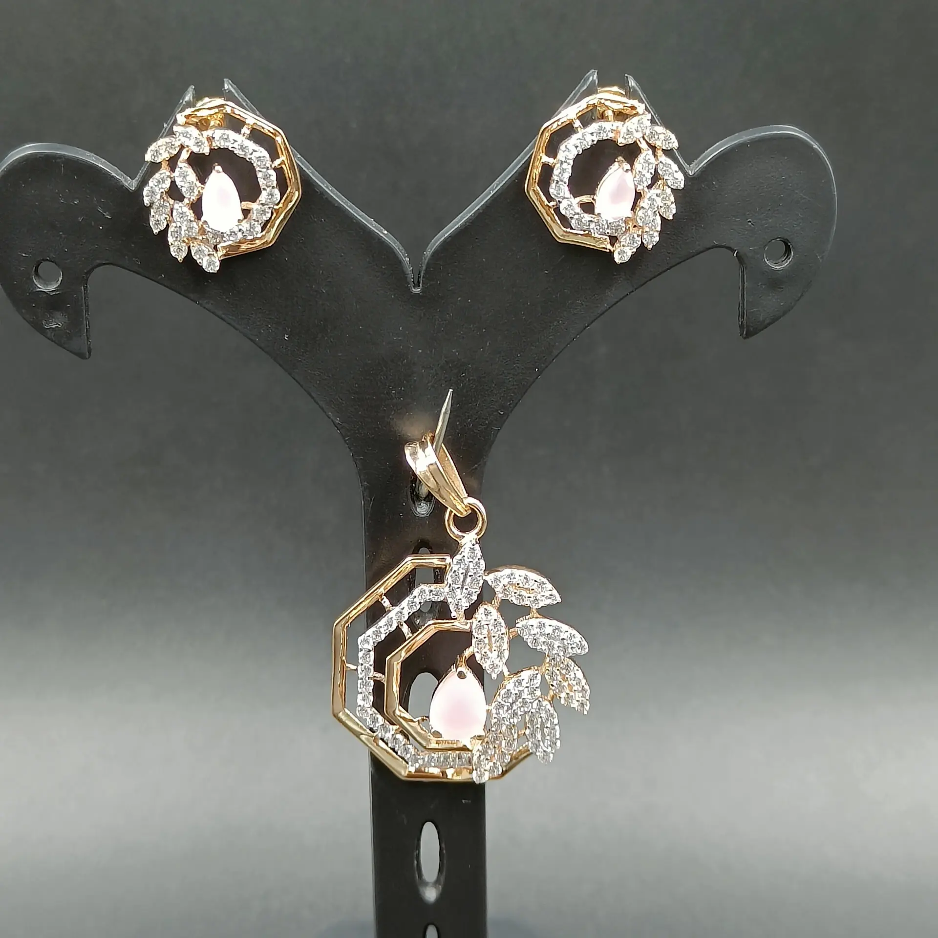 Rose Gold Pendal Set