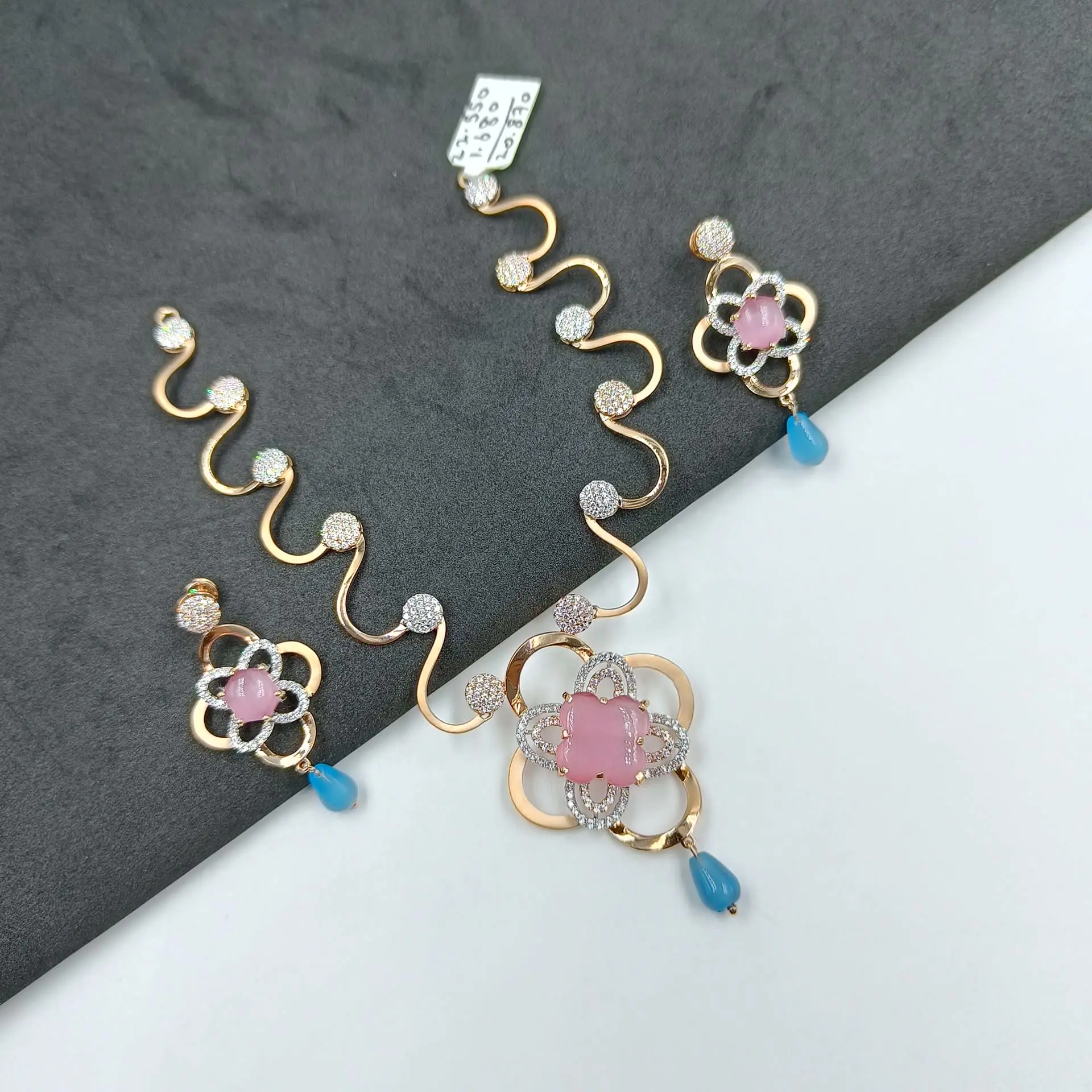 Rose Gold Necklace Short