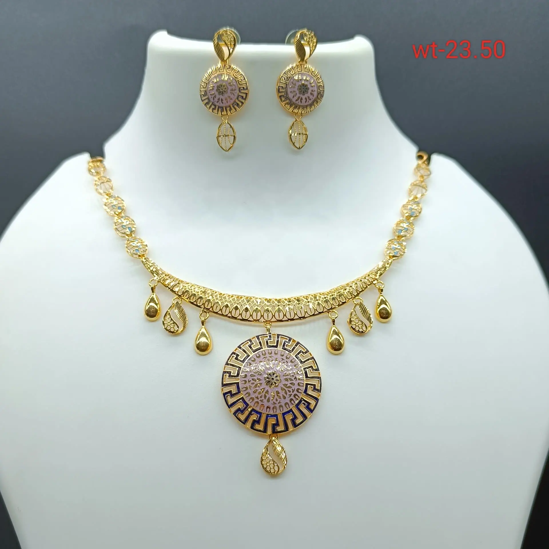 Antique Choker