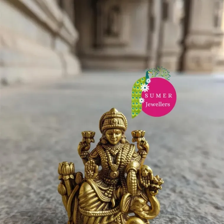 LAKSHMI IDOL