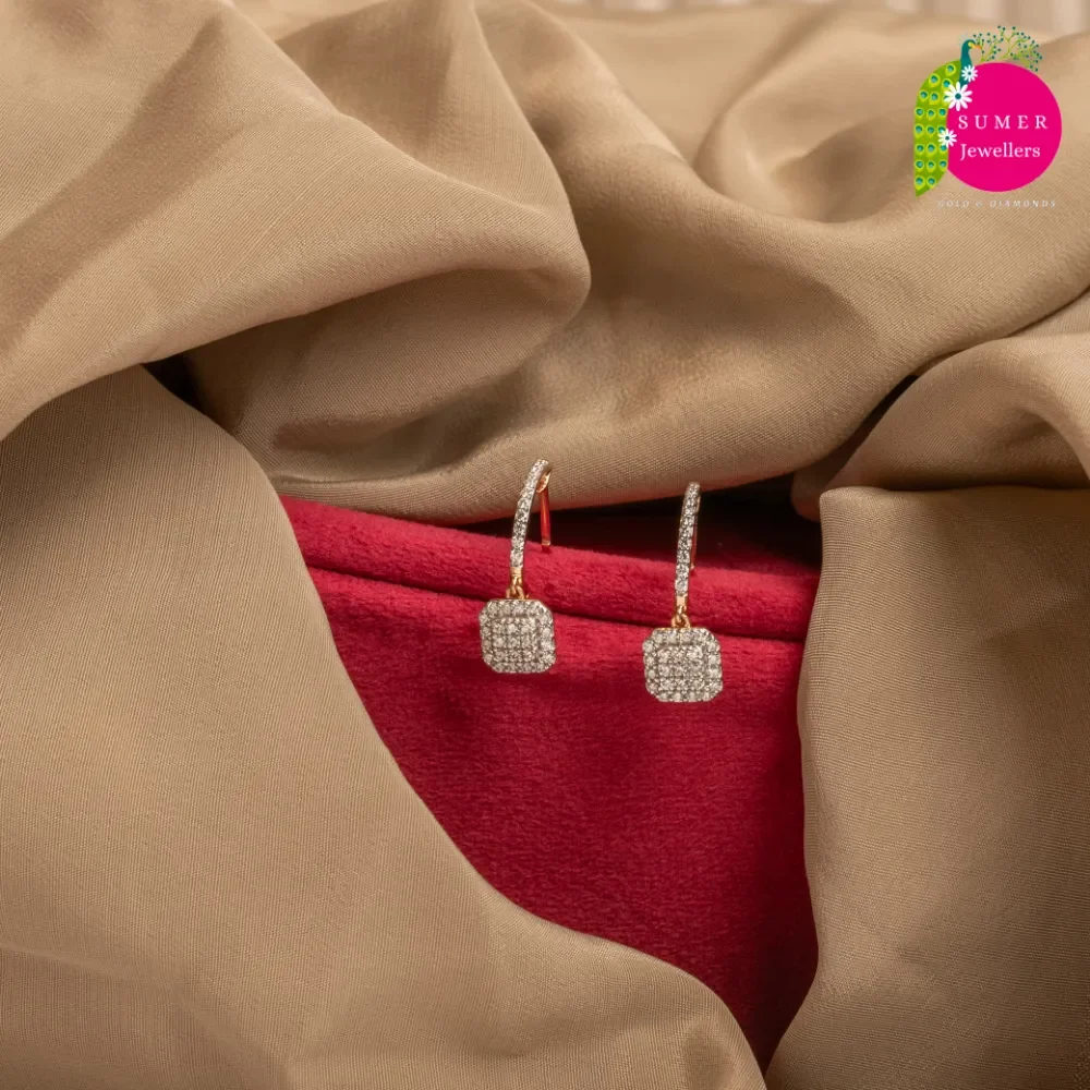 DIA EARRINGS