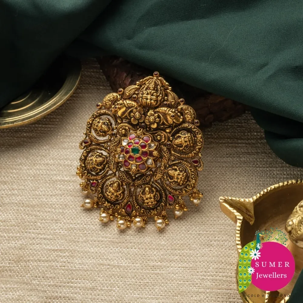 PENDENT