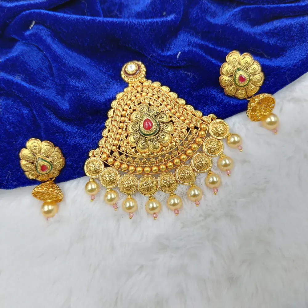 Pendant Set