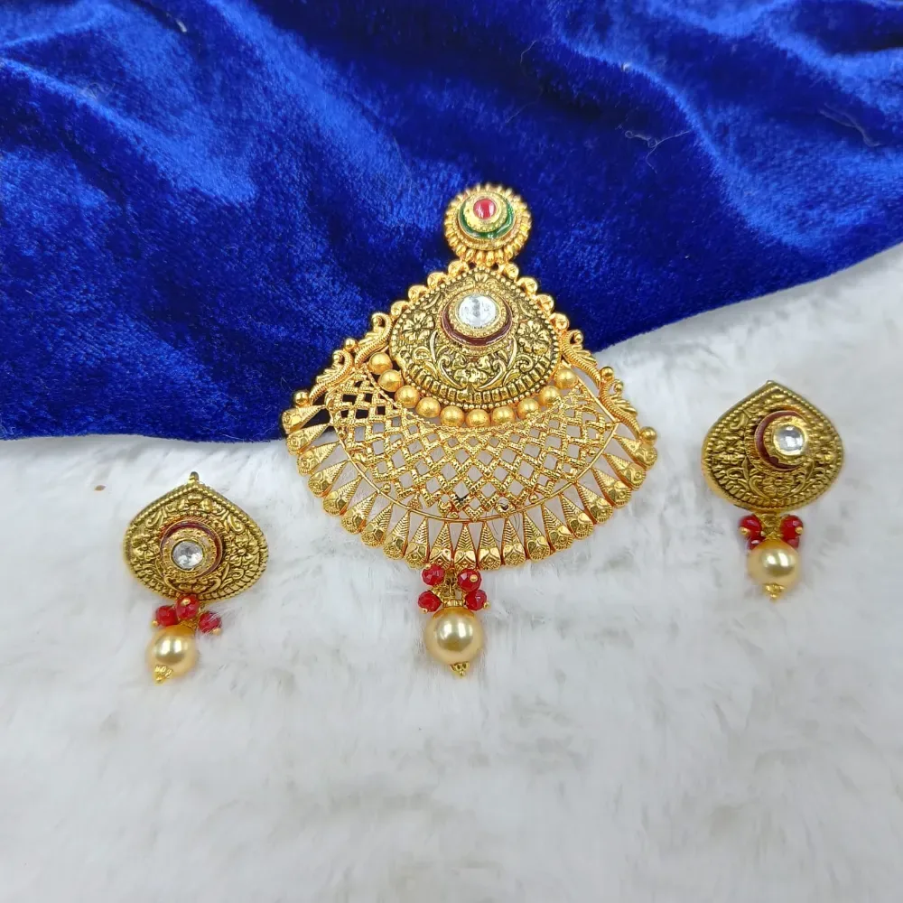 Pendant Set
