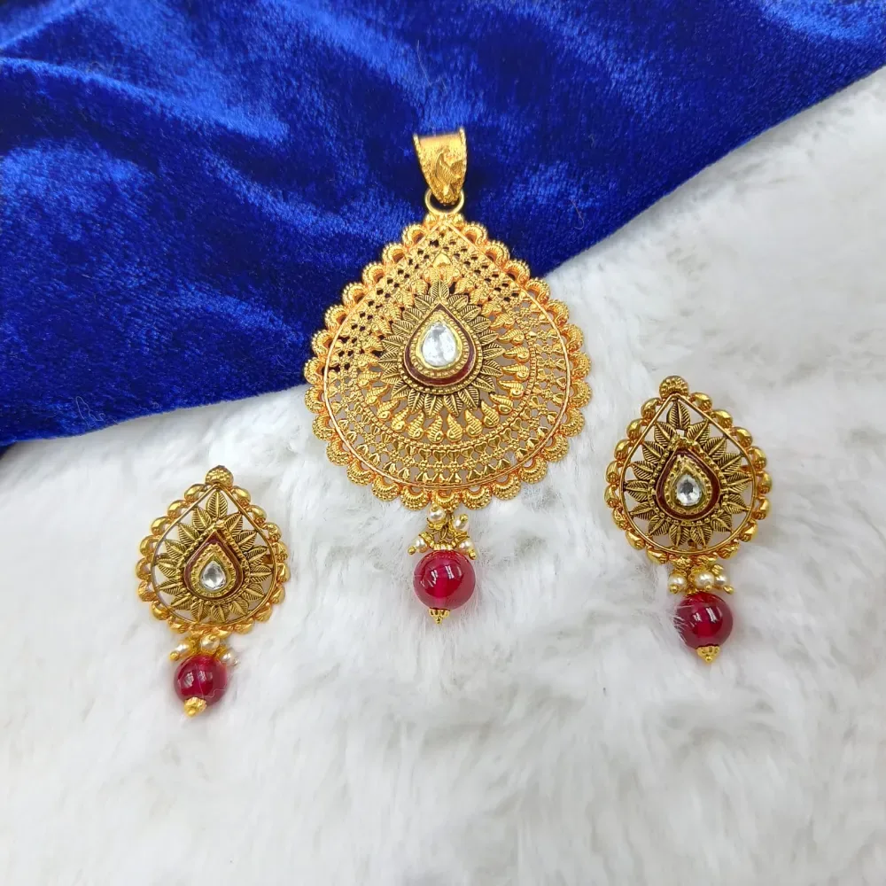Pendant Set