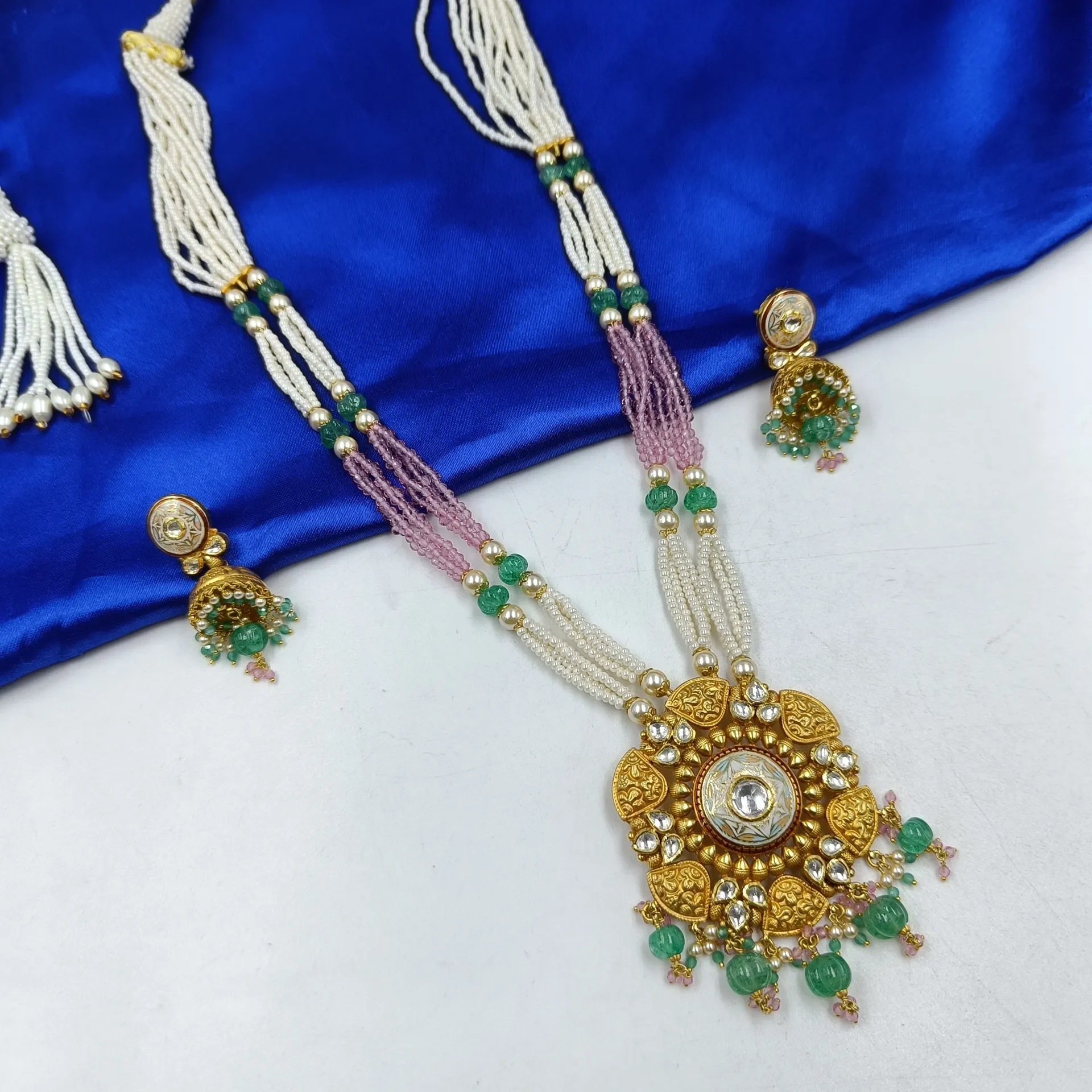 Antique Pendent Set