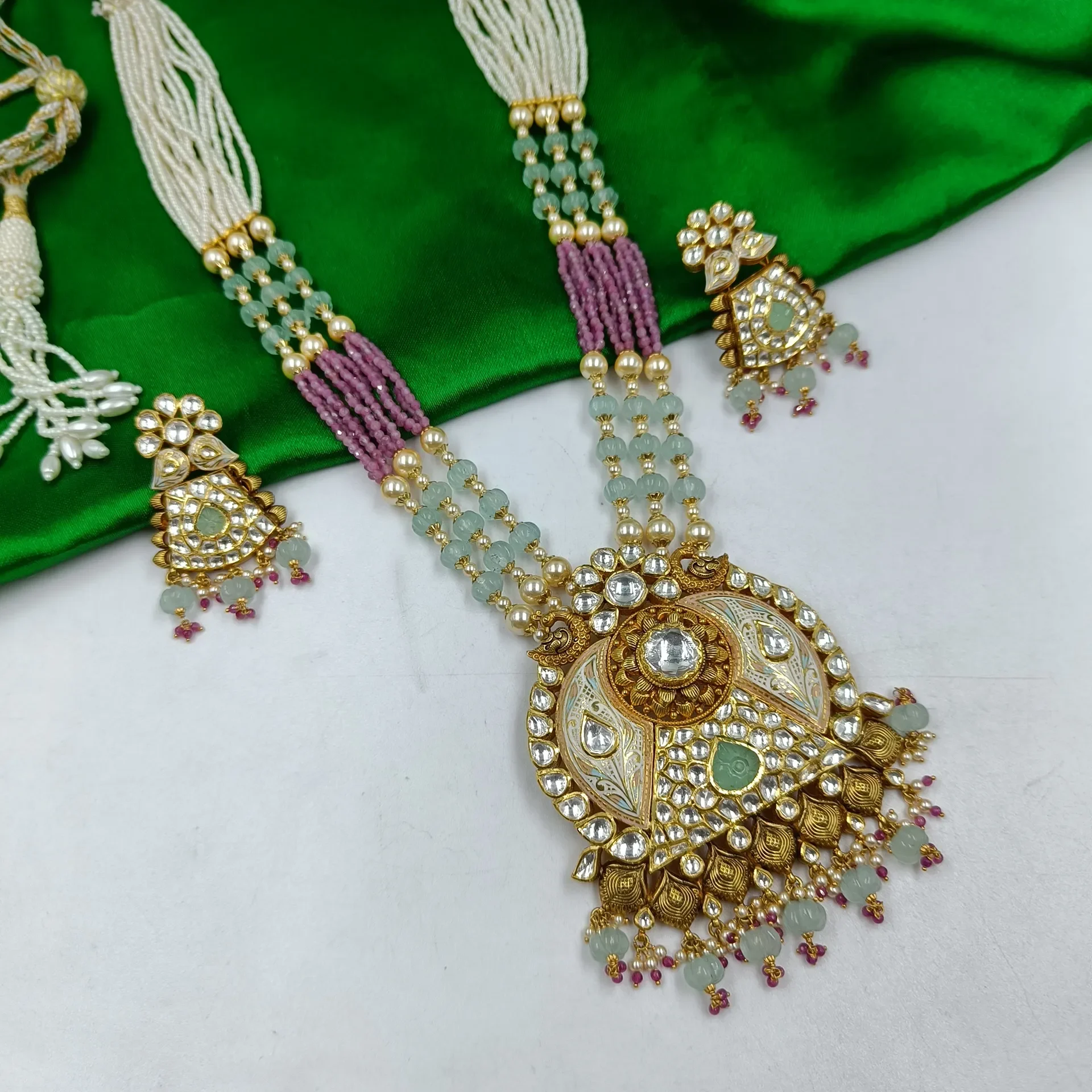 Antique Pendent Set
