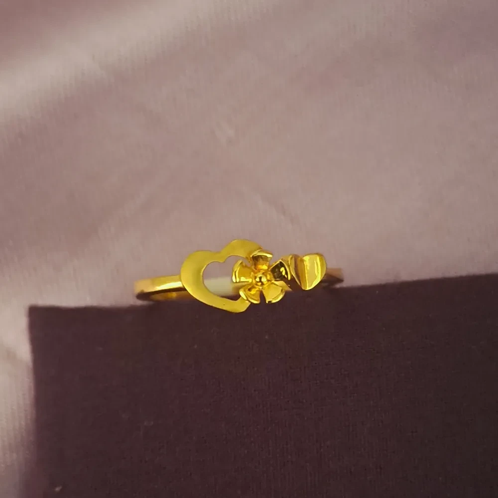 Hearts Gold Ring