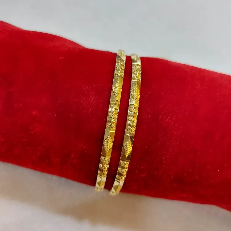 Style Gold Bangles