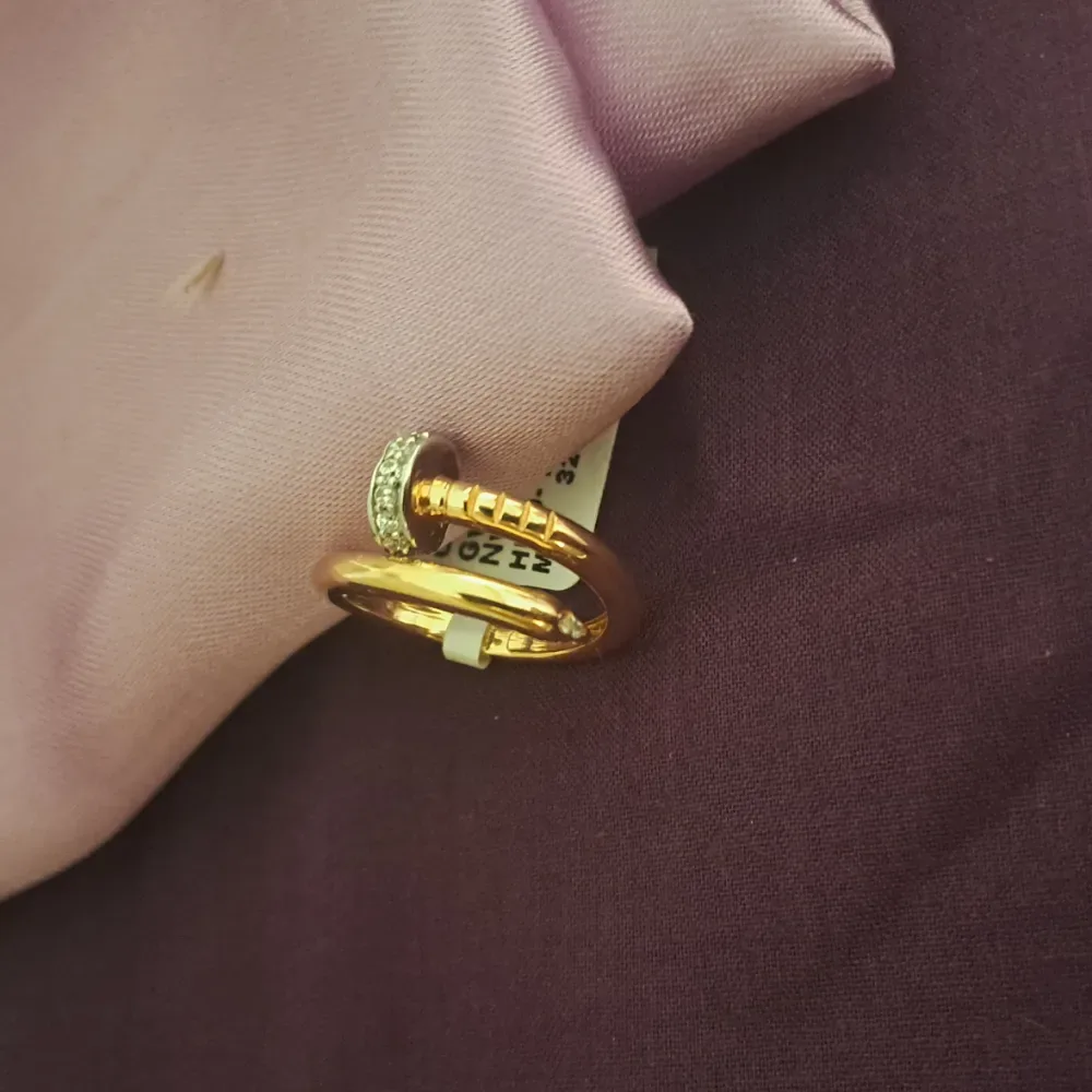 18K Nail Ring 