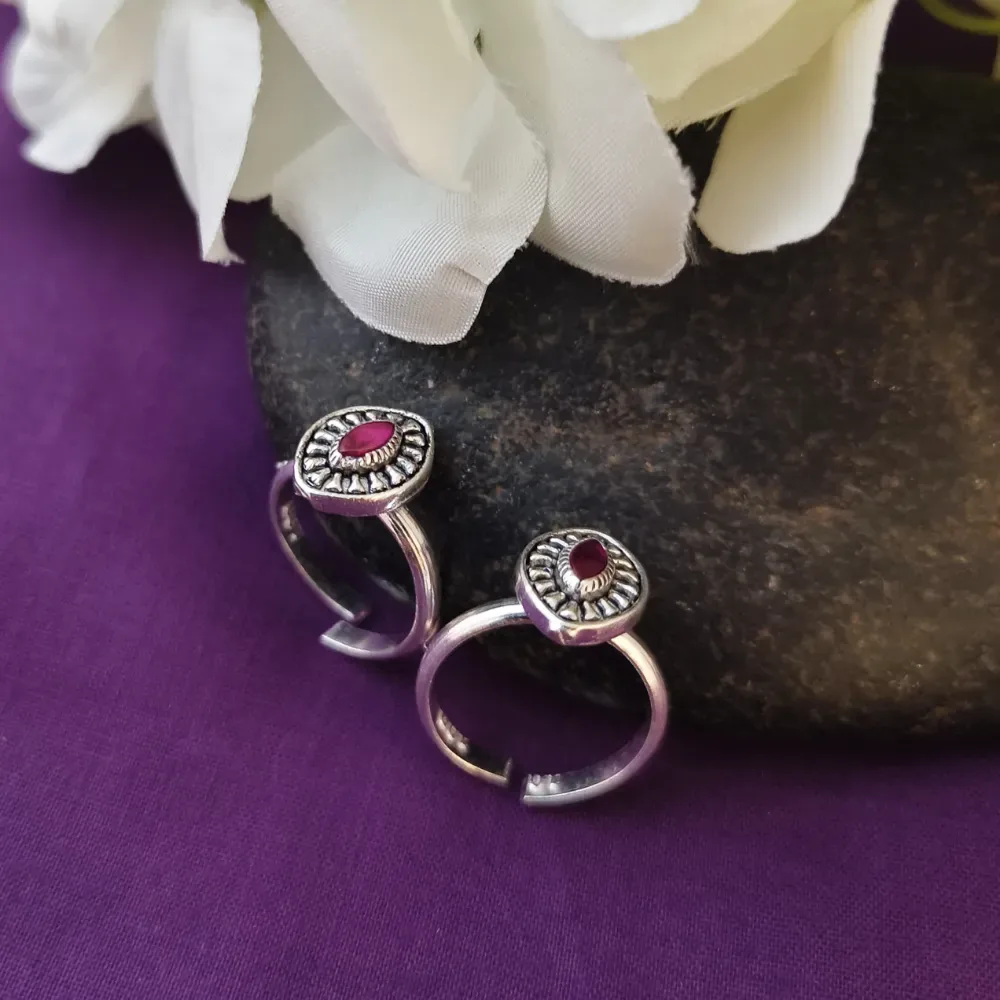Ruby colour Stone Toe Rings