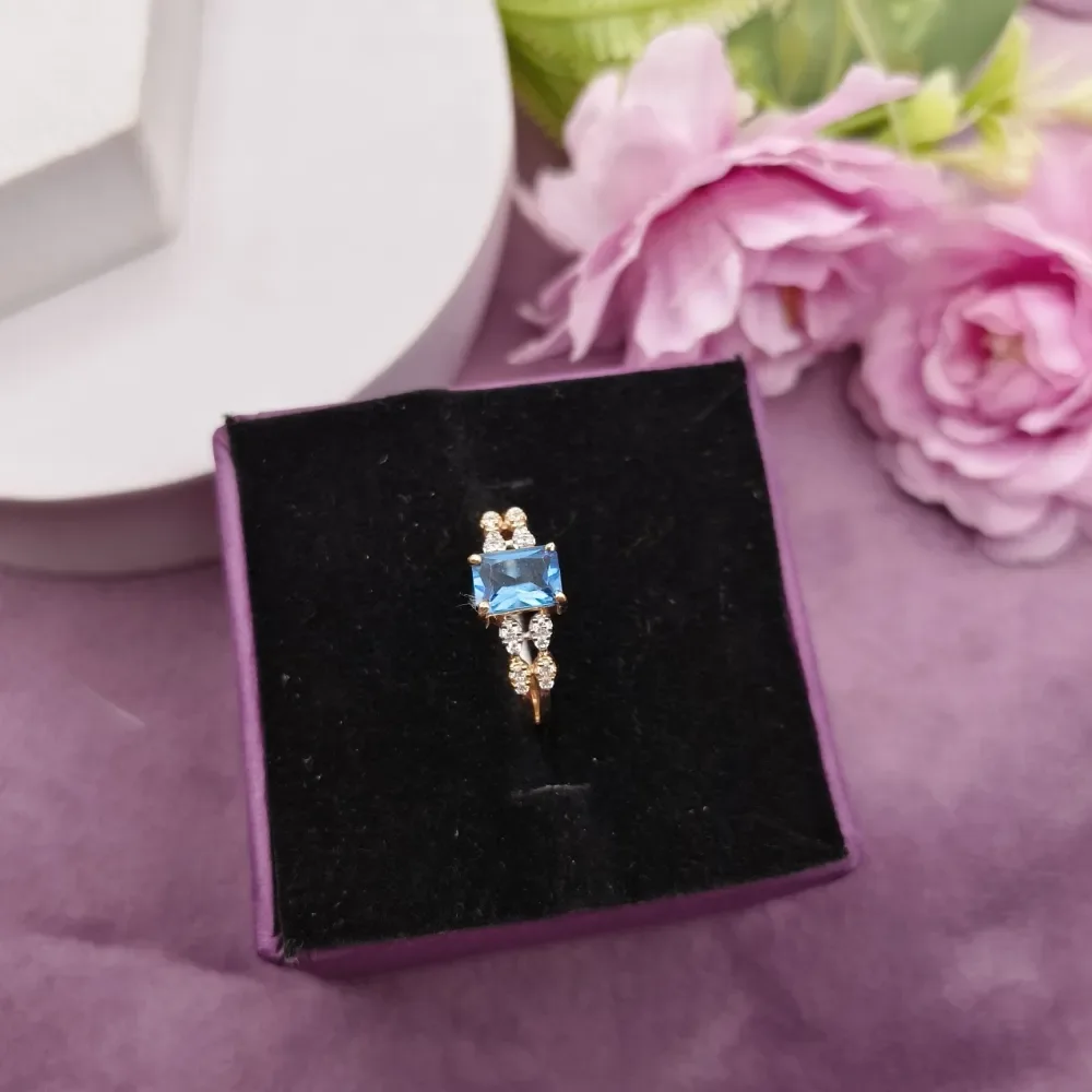 Sapphire Elegant Gold Ring