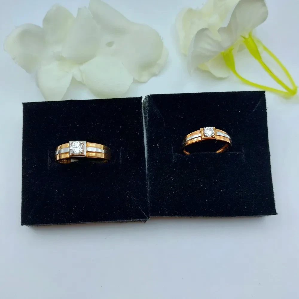 Classic 18k Gold Couple Ring