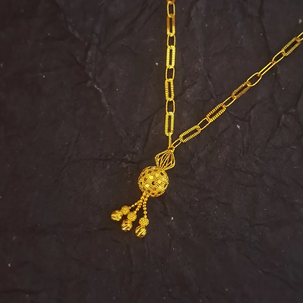 Trendy Gold Necklace