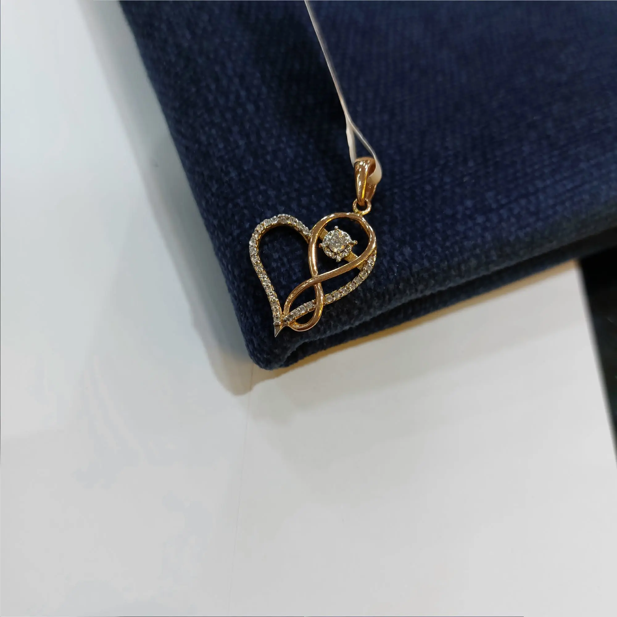 Trendy Rose Gold Pendant