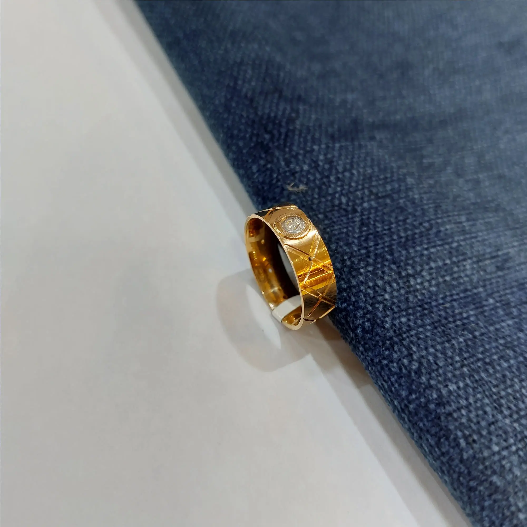 Trendy Rose Gold Couple Band